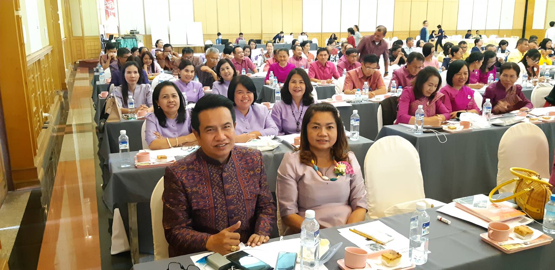 ? พช.ขอนแก่น : ร่วมโครงการประชุมเชิงปฏิบัติการการตรวจติดตามผลการดำเนินงานของหน่วยรับ ตรวจ รายไตรมาส ครั้งที่ 1/2563 เขตตรวจราชการกลุ่มจังหวัดภาคตะวันออกเฉียงเหนือ ตอนบน 1,2 และตอนกลาง ?