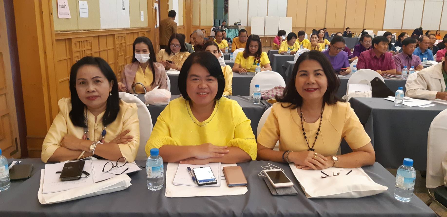 ? พช.ขอนแก่น : ร่วมโครงการประชุมเชิงปฏิบัติการการตรวจติดตามผลการดำเนินงานของหน่วยรับ ตรวจ รายไตรมาส ครั้งที่ 1/2563 เขตตรวจราชการกลุ่มจังหวัดภาคตะวันออกเฉียงเหนือ ตอนบน 1,2 และตอนกลาง (วันที่สอง) ?