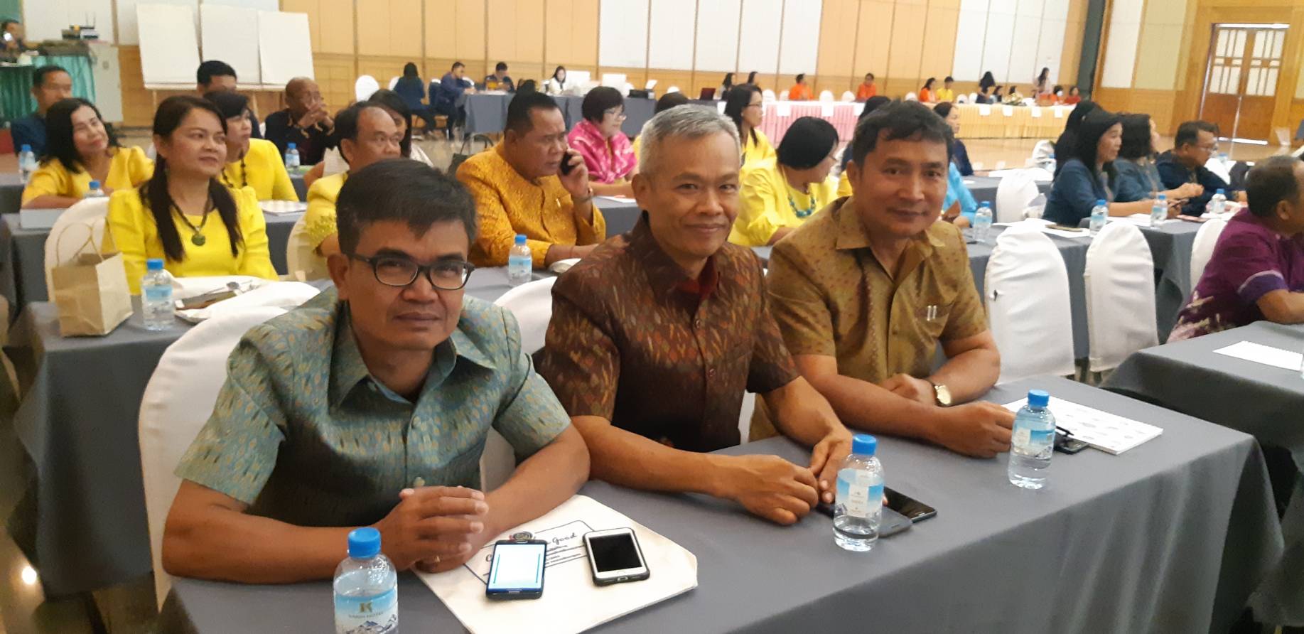 ? พช.ขอนแก่น : ร่วมโครงการประชุมเชิงปฏิบัติการการตรวจติดตามผลการดำเนินงานของหน่วยรับ ตรวจ รายไตรมาส ครั้งที่ 1/2563 เขตตรวจราชการกลุ่มจังหวัดภาคตะวันออกเฉียงเหนือ ตอนบน 1,2 และตอนกลาง (วันที่สอง) ?
