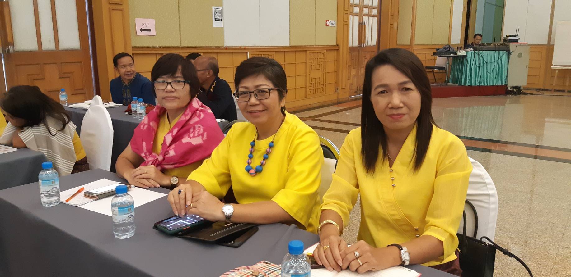 ? พช.ขอนแก่น : ร่วมโครงการประชุมเชิงปฏิบัติการการตรวจติดตามผลการดำเนินงานของหน่วยรับ ตรวจ รายไตรมาส ครั้งที่ 1/2563 เขตตรวจราชการกลุ่มจังหวัดภาคตะวันออกเฉียงเหนือ ตอนบน 1,2 และตอนกลาง (วันที่สอง) ?