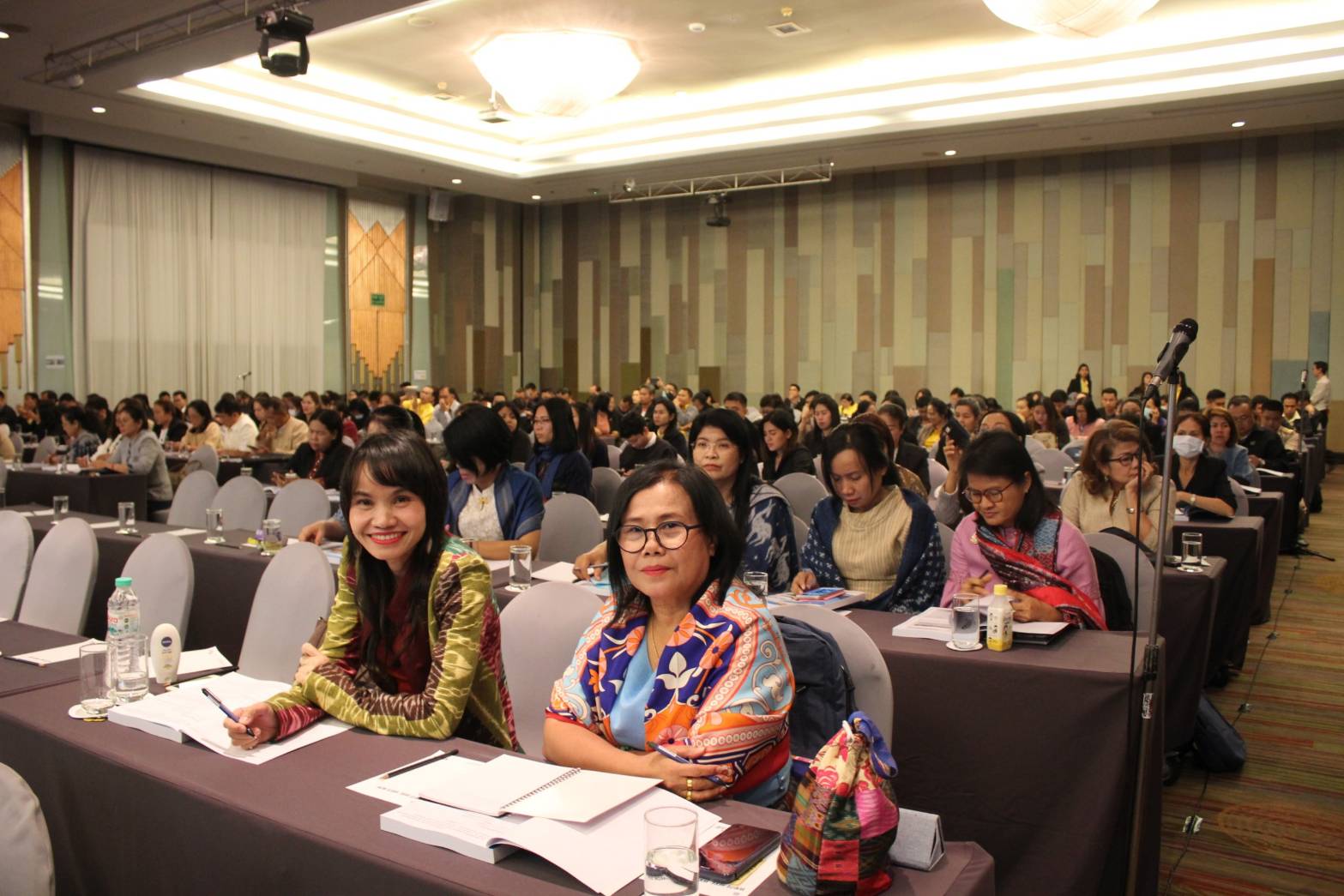 ? พช.ขอนแก่น : ร่วมประชุมโครงการเพิ่มประสิทธิภาพการจัดทำแผนและประสานแผนพัฒนาพื้นที่ (One Plan) ภาคตะวันออกเฉียงเหนือ รุ่นที่ 2 ?