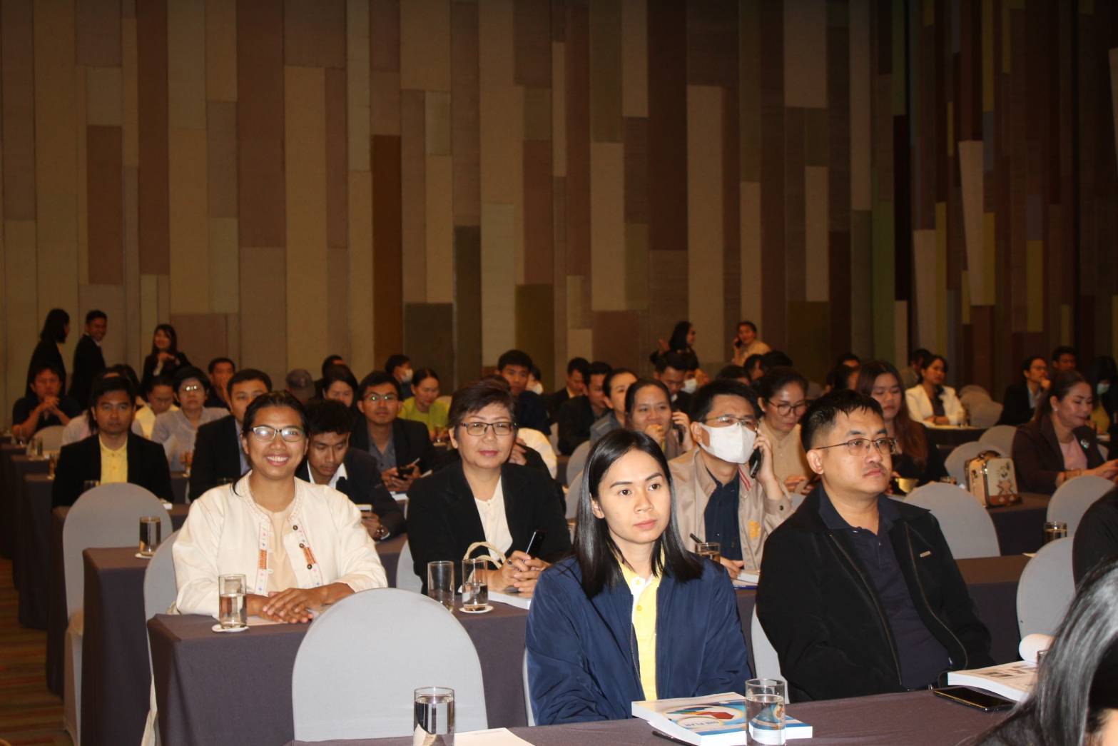 ? พช.ขอนแก่น : ร่วมประชุมโครงการเพิ่มประสิทธิภาพการจัดทำแผนและประสานแผนพัฒนาพื้นที่ (One Plan) ภาคตะวันออกเฉียงเหนือ รุ่นที่ 2 ?