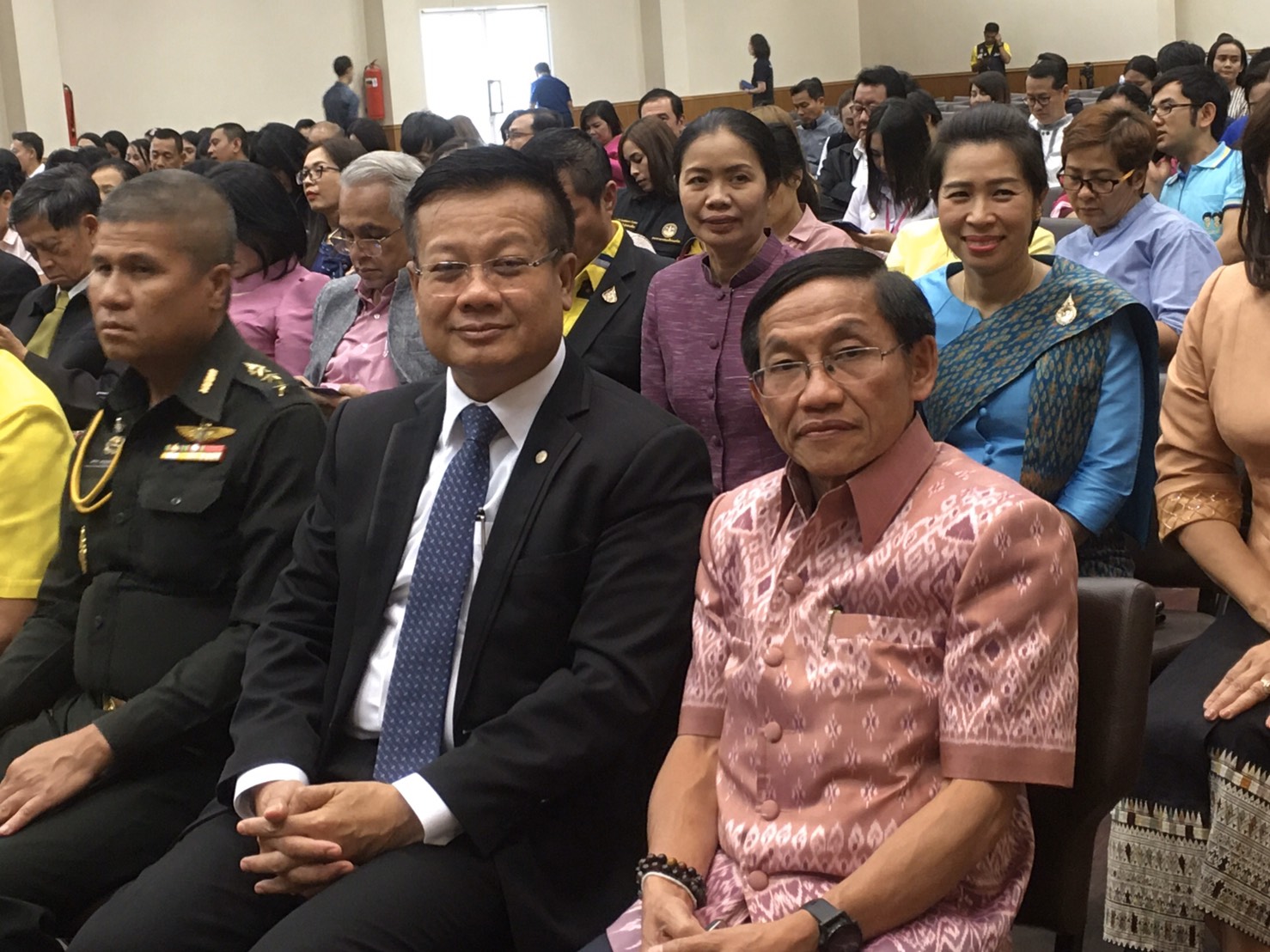? พช.ขอนแก่น ร่วมพิธีมอบเงินบริจาคช่วยเหลือผู้ติดเชื้อไวรัสโคโรน่า สายพันธุ์ใหม่ 2019 ในสาธารณรัฐประชาชนจีน ?