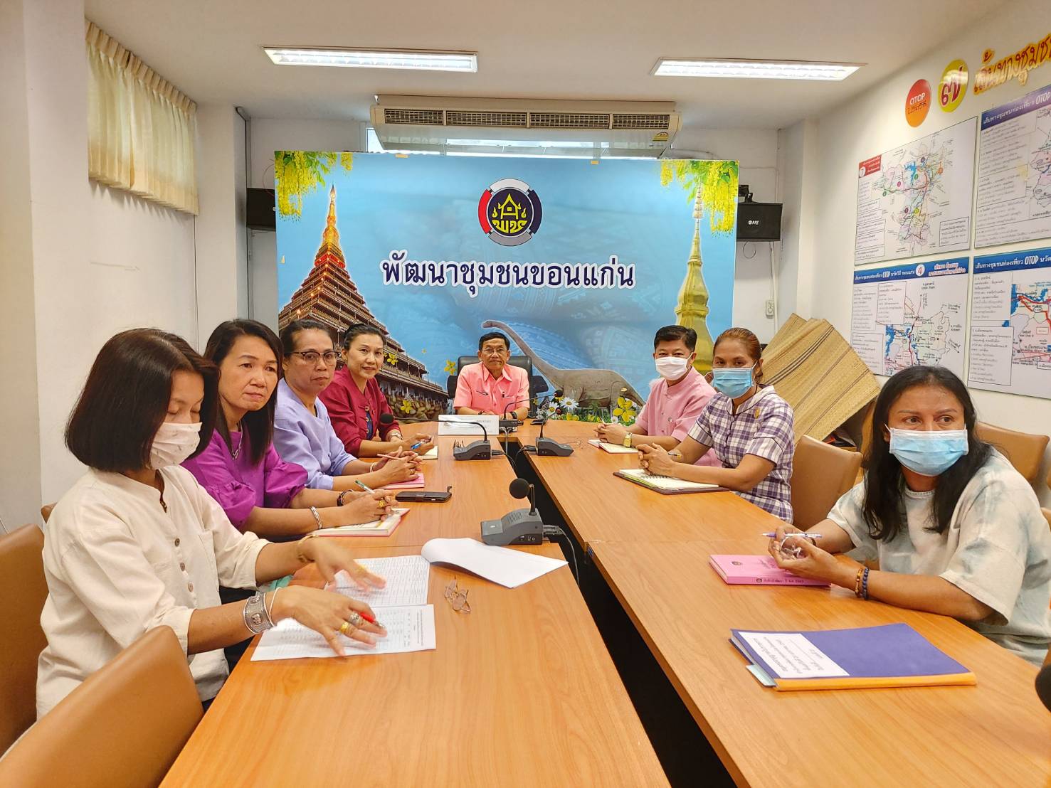 ? พช.ขอนแก่น : ร่วมฝึกอบรมขยายผลการใช้งานระบบบริหารจัดการข้อมูลเพื่อการพัฒนาชุมชนและจัดทำระบบการวิเคราะห์ข้อมูลตามความต้องการของผู้ใช้ ประจำปี 2562 ผ่านระบบประชุมทางไกล Conference และ TV พช. ?