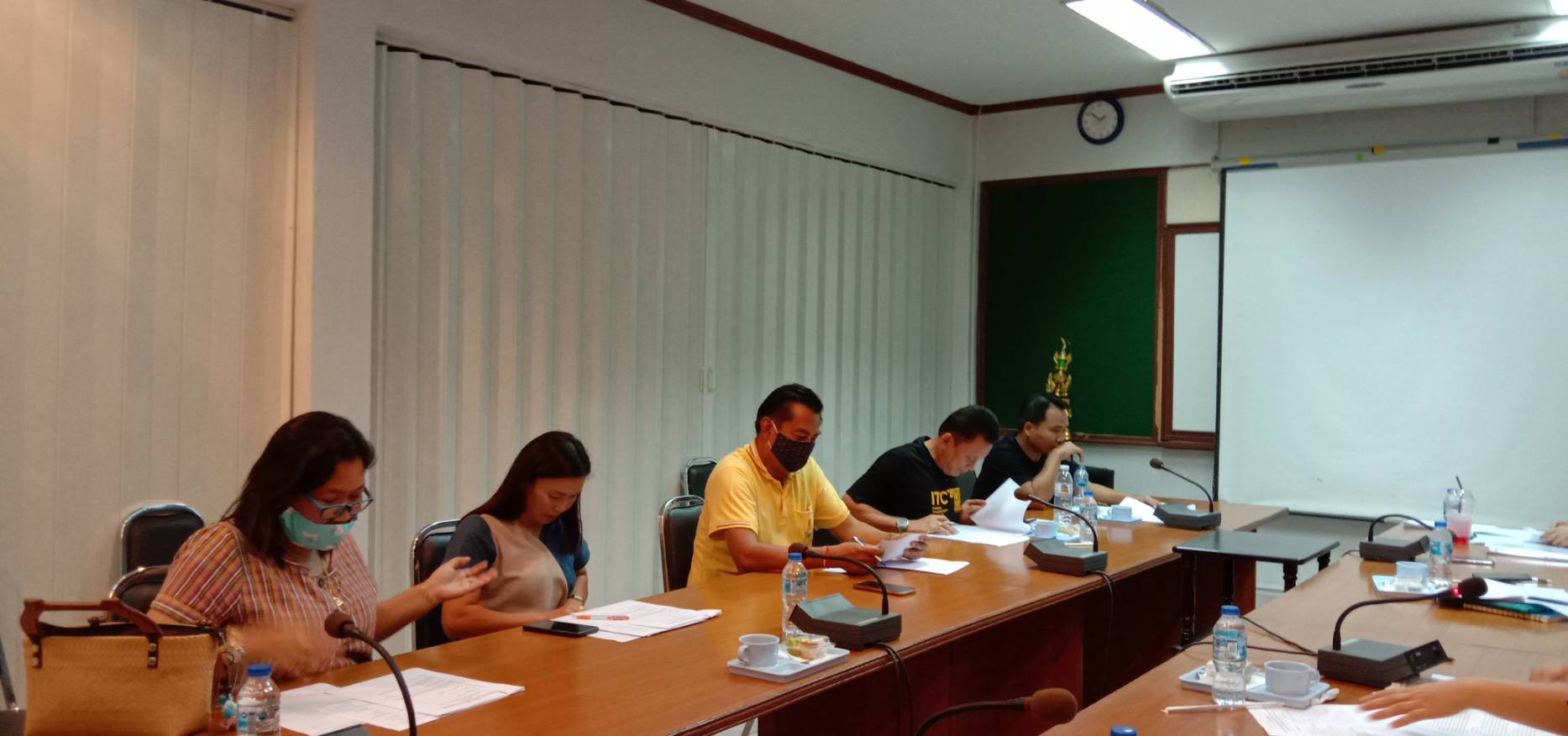? พช.ขอนแก่น : ร่วมประชุมคณะทำงานขับเคลื่อนการดำเนินกิจกรรมพัฒนาศักยภาพผลิตภัณฑ์ชุมชนสู่สากล และออกแบบบรรจุภัณฑ์ ประจำปีงบประมาณ 2563 ?