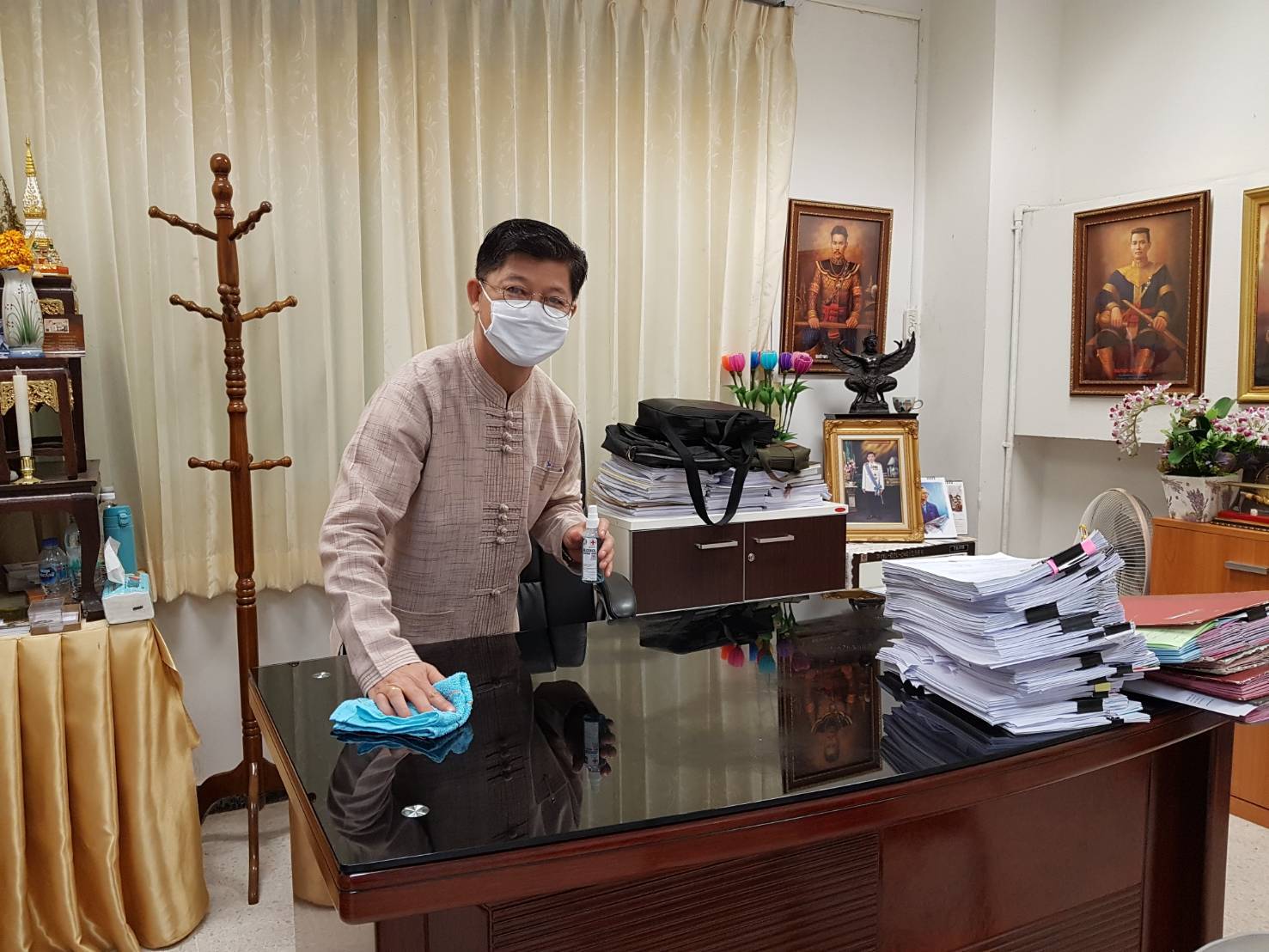 ? พช.ขอนแก่น : ร่วมใจต้านภัย COVID – 19 ตามมาตรการเฝ้าระวัง ป้องกันและควบคุมโรคติดต่อเชื้อไวรัสโคโรนา 2019 ?