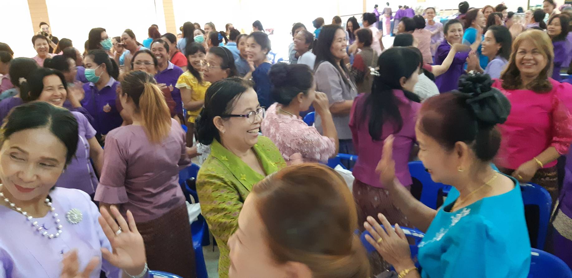 ? พช.ขอนแก่น : ร่วมพิธีเปิดโครงการ“พลังสตรีมัญจาคีรี พลังขับเคลื่อนสังคม วันสตรีสากล ประจำปี 2563”?