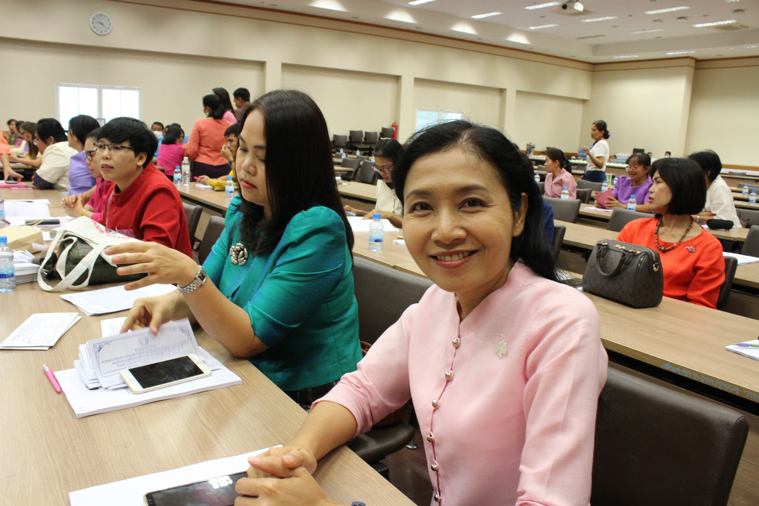 ? พช.ขอนแก่น : จัดประชุมเชิงปฏิบัติการการดำเนินงานตามมาตรการปรับปรุงประสิทธิภาพในการปฏิบัติราชการ ประจำปีงบประมาณ พ.ศ.2563 ?