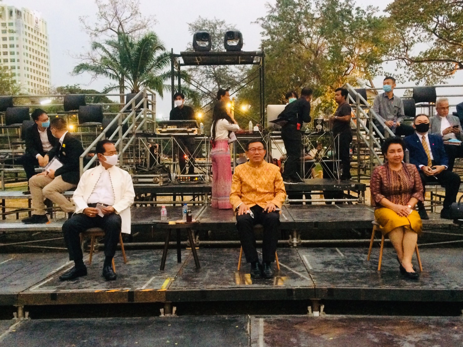 ?พช.ขอนแก่น : พิธีเปิดศูนย์สร้างสรรค์งานออกแบบ ขอนแก่น ?