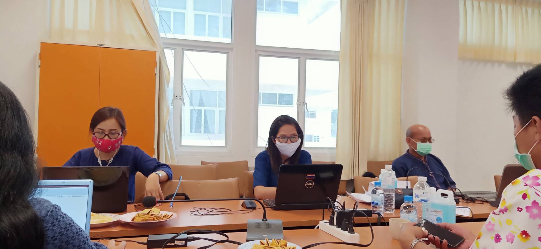 ? พช.ขอนแก่น : จัดประชุมเชิงปฏิบัติการการจัดทำแผนที่ภูมิศาสตร์ (GIS) สำหรับครัวเรือนยากจนในโครงการคู่เสี่ยว เกี่ยวก้อย แก้จนคนขอนแก่น ?