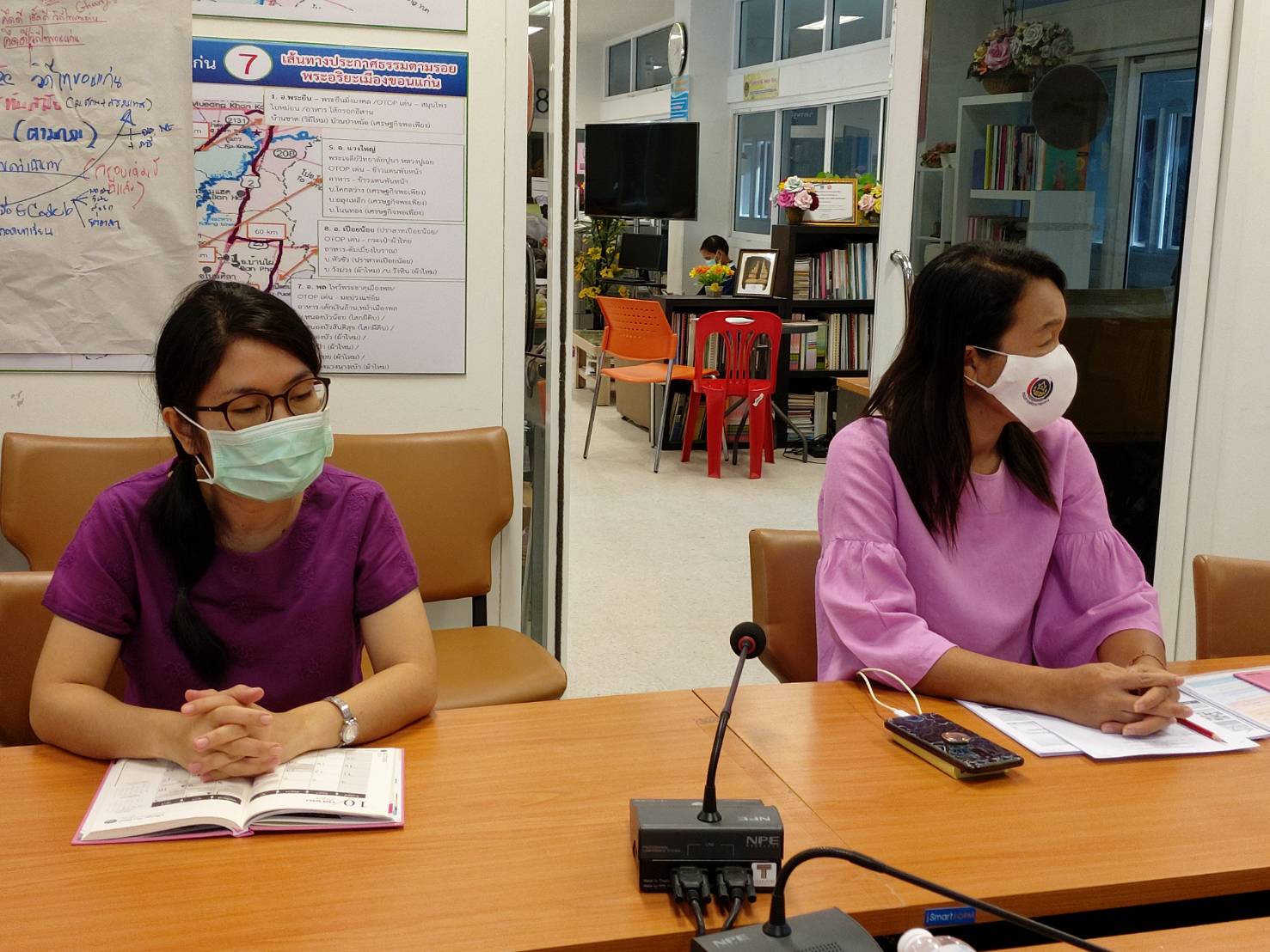 ? พช.ขอนแก่น : ร่วมรับฟังการประชุมกรมการพัฒนาชุมชน ครั้งที่ 4/2563 ผ่านระบบประชุมทางไกล (Video Conference) และระบบ TVพช. ?