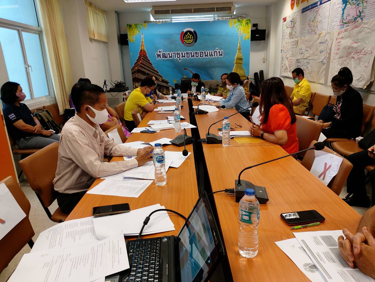 ? พช.ขอนแก่น : ร่วมประชุมคณะกรรมการกระตุ้นเศรษฐกิจฐานรากเพื่อบรรเทาผลกระทบจาก COVID -19 จังหวัดขอนแก่น ครั้งที่ 2/2563 ?