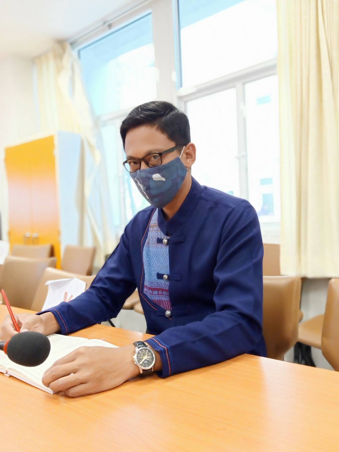 ? พช.ขอนแก่น : ร่วมรับฟังการประชุมขับเคลื่อนการพัฒนาเศรษฐกิจฐานรากและประชารัฐ ผ่านระบบวีดีทัศน์ทางไกล (Video Conference) ?