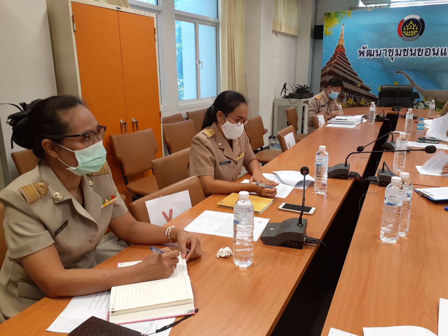 ? พช.ขอนแก่น : ประชุมคณะทำงานโครงการพัฒนาชุมชนใสสะอาด ประจำปีงบประมาณ พ.ศ.2563 มิติที่ 1 ด้านบทบาทผู้บริหารและความพยายามริเริ่มของหน่วยงานในการสร้างความโปร่งใส ?