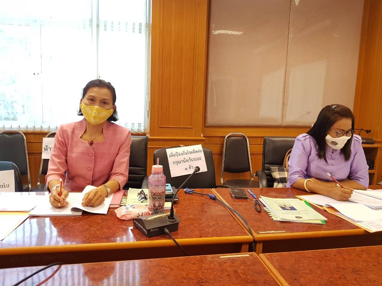 ? พช.ขอนแก่น หนุนข้าราชการดีเด่น “พัฒนากรแหวนทอง สร้อยคอคล้องใจพัฒนาการอำเภอ กำไลทองของเธอนักวิชาการ” ประจำปี 2563 ?