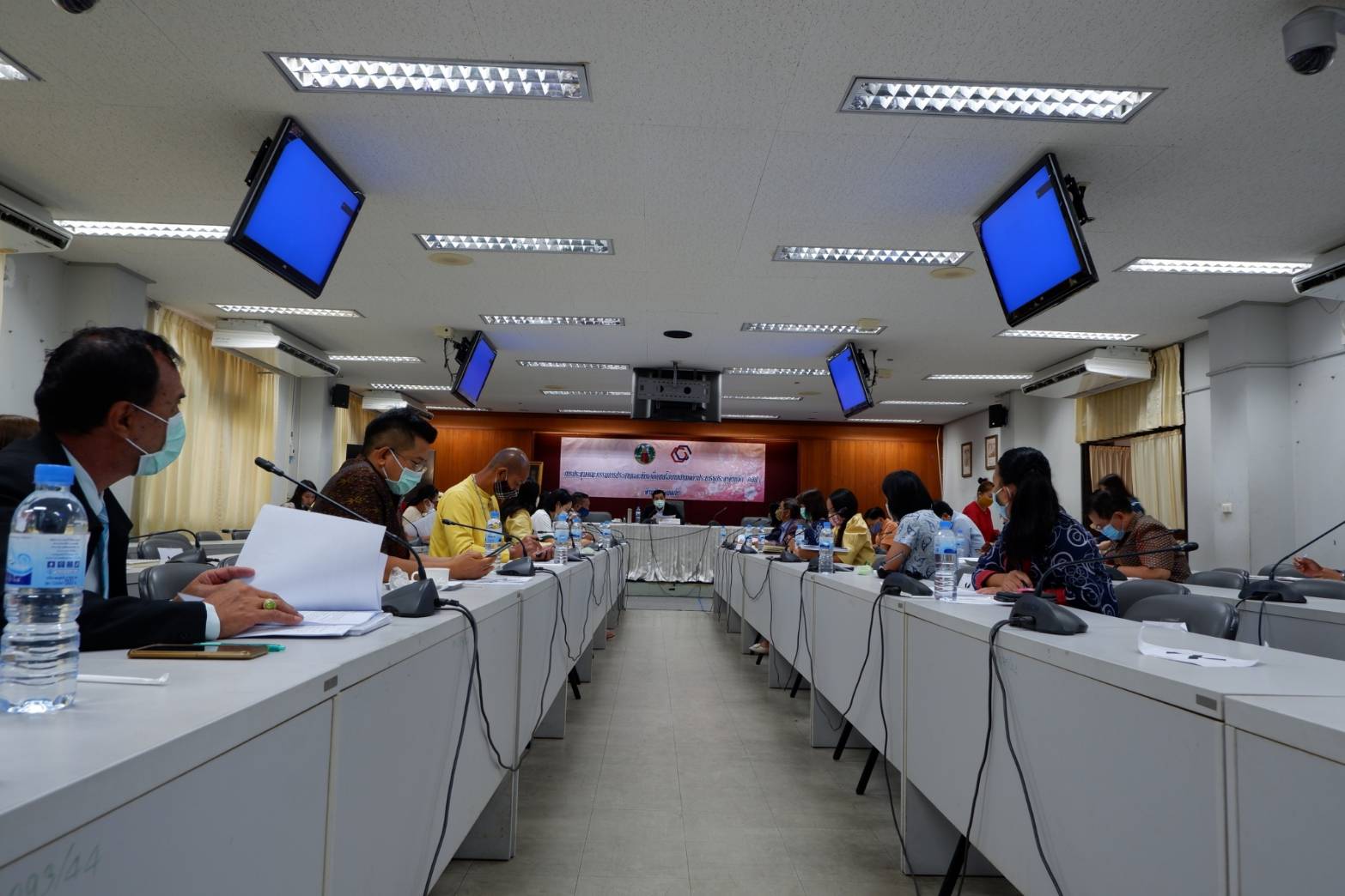? พช.ขอนแก่น : ร่วมประชุมขับเคลื่อนเมืองหัตถกรรมโลกแห่งผ้ามัดหมี่?