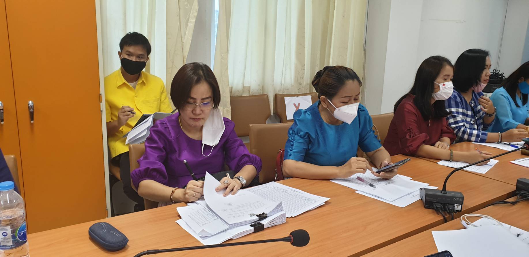 ? พช.ขอนแก่น ประชุมชี้แจงแนวทางการดำเนินกิจกรรมส่งเสริมการจำหน่ายผลิตภัณฑ์ OTOP ผ่านช่องทาง Online เจ้าหน้าที่พัฒนาชุมชน รับผิดชอบงาน OTOP ?