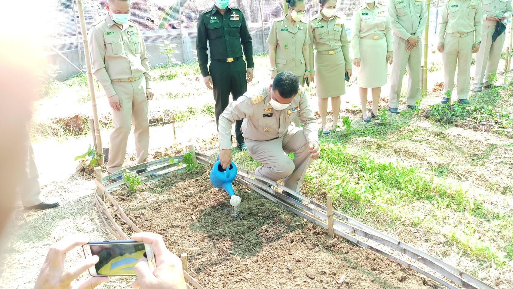 ? พช.ขอนแก่น จับมือภาคีรวมพลังสร้าง “คลังเมล็ดพันธุ์ผัก” ขยายผล 90 วัน ปลูกผักสวนครัว สร้างความมั่นคงทางอาหาร” ?