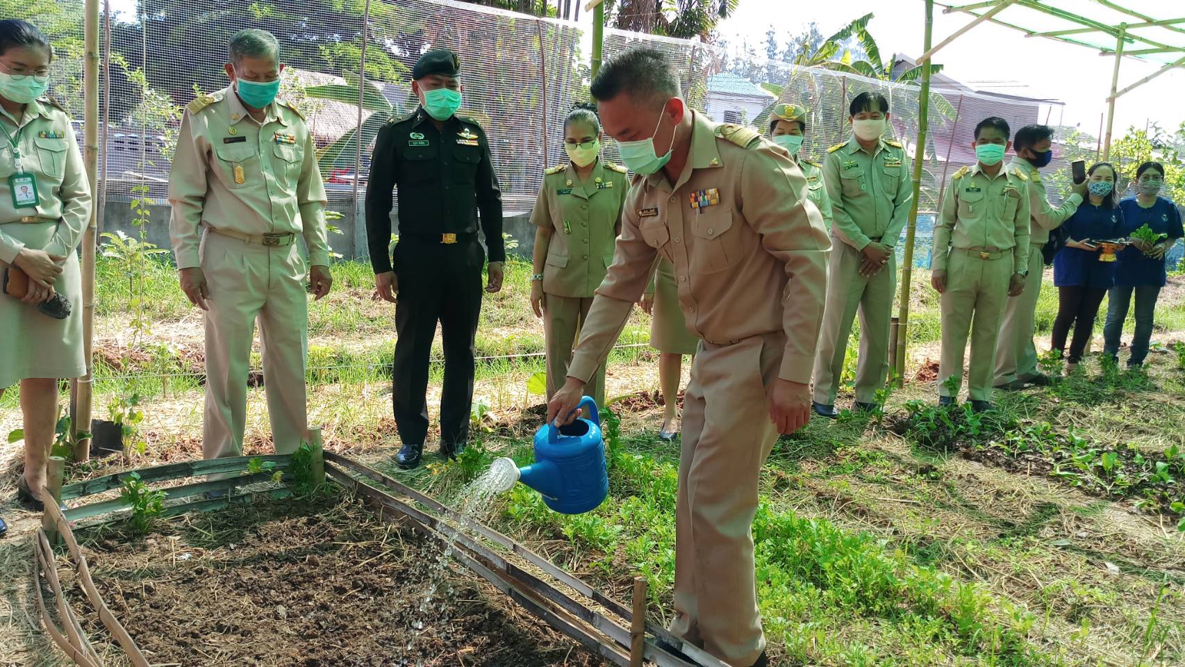 ? พช.ขอนแก่น จับมือภาคีรวมพลังสร้าง “คลังเมล็ดพันธุ์ผัก” ขยายผล 90 วัน ปลูกผักสวนครัว สร้างความมั่นคงทางอาหาร” ?