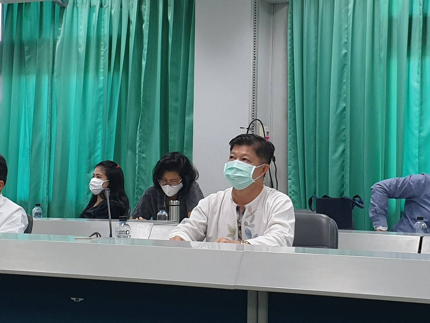 ? พช.ขอนแก่น : ร่วมประชุมซักซ้อมแนวทางปฏิบัติตามมาตรการป้องกันการแพร่ระบาดของโรคติดเชี้อไวรัสโคโรนา 2019 (โควิด-19) ผ่านระบบวีดิทัศน์ทางไกล (VCS) ?