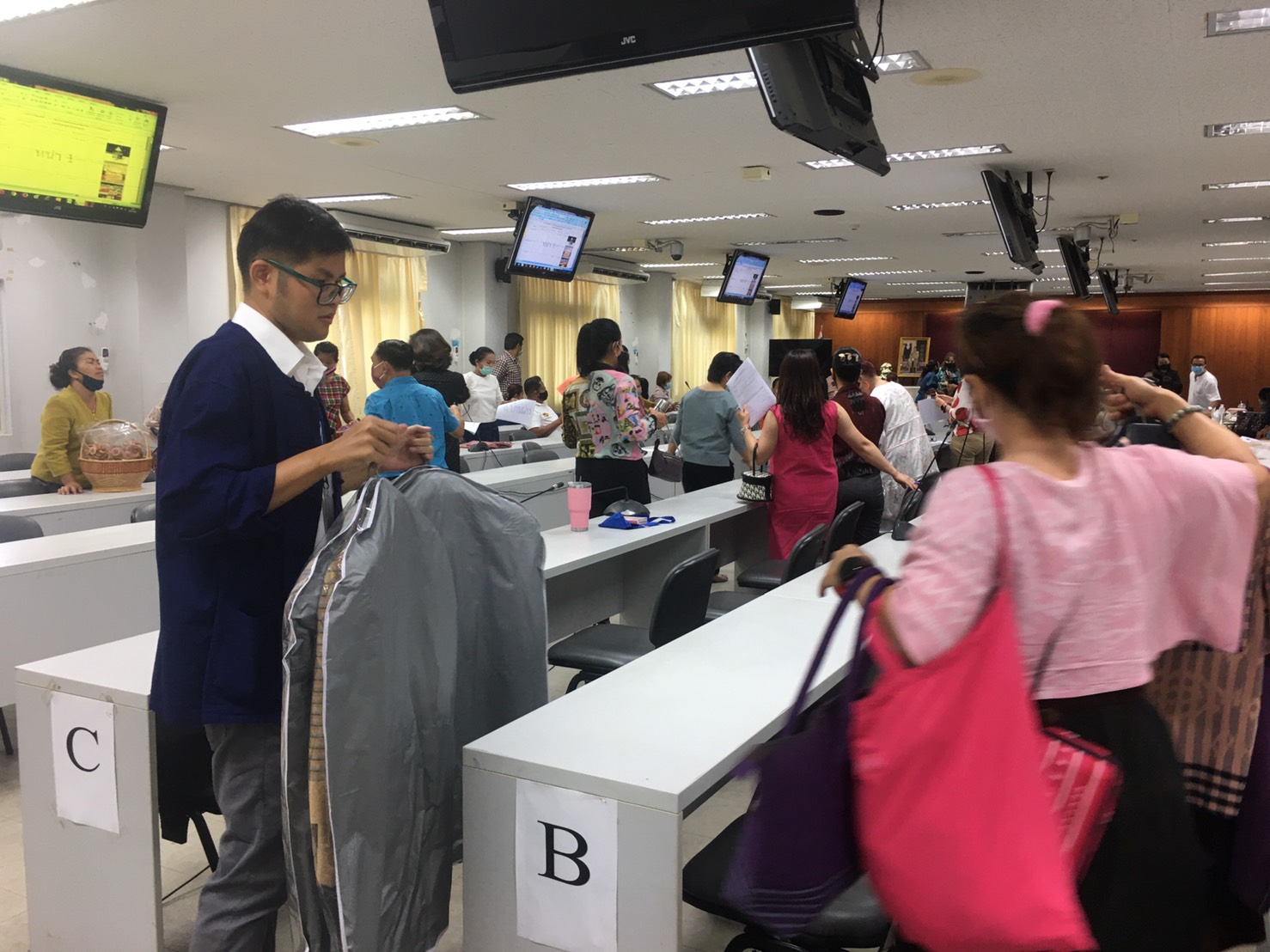 ?จังหวัดขอนแก่น หนุนผลิตภัณฑ์ OTOP เด่น สร้างรายได้สู่ชุมชน?