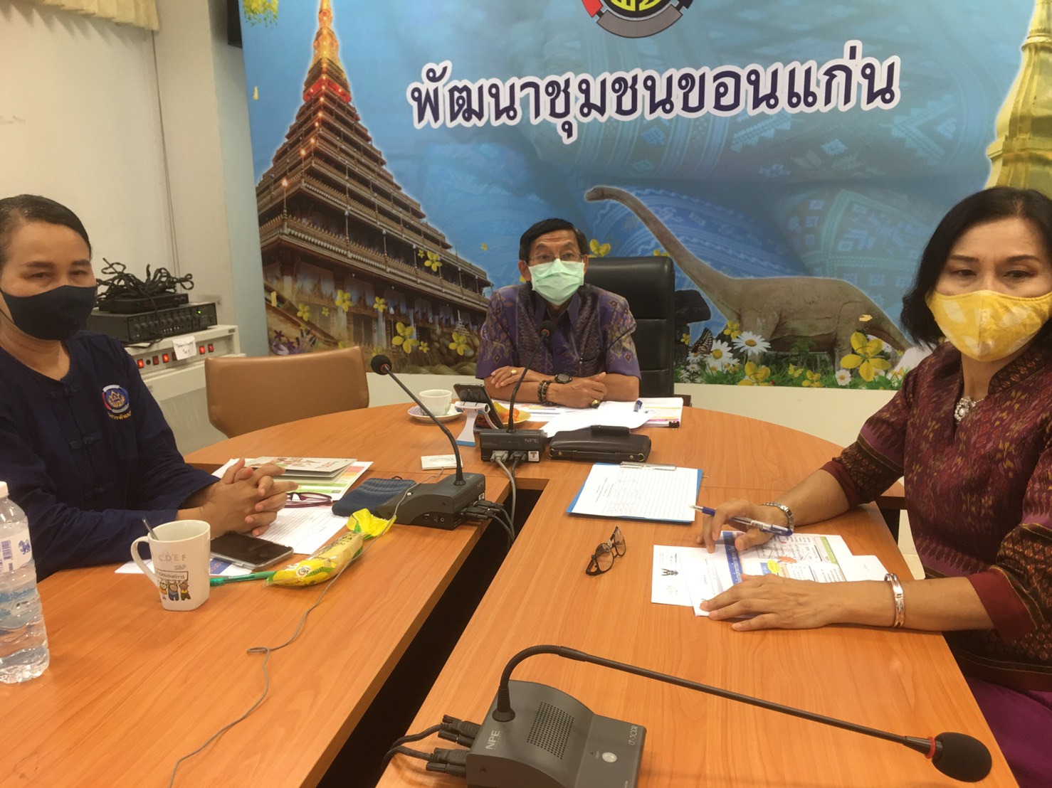 ? พช.ขอนแก่น ร่วมรับฟังการประชุมชี้แจงการดำเนินงานโครงการส่งเสริมนักการตลาดรุ่นใหม่ (OTOP) ผ่านระบบวิดีทัศน์ทางไกล (Video Conference) ?