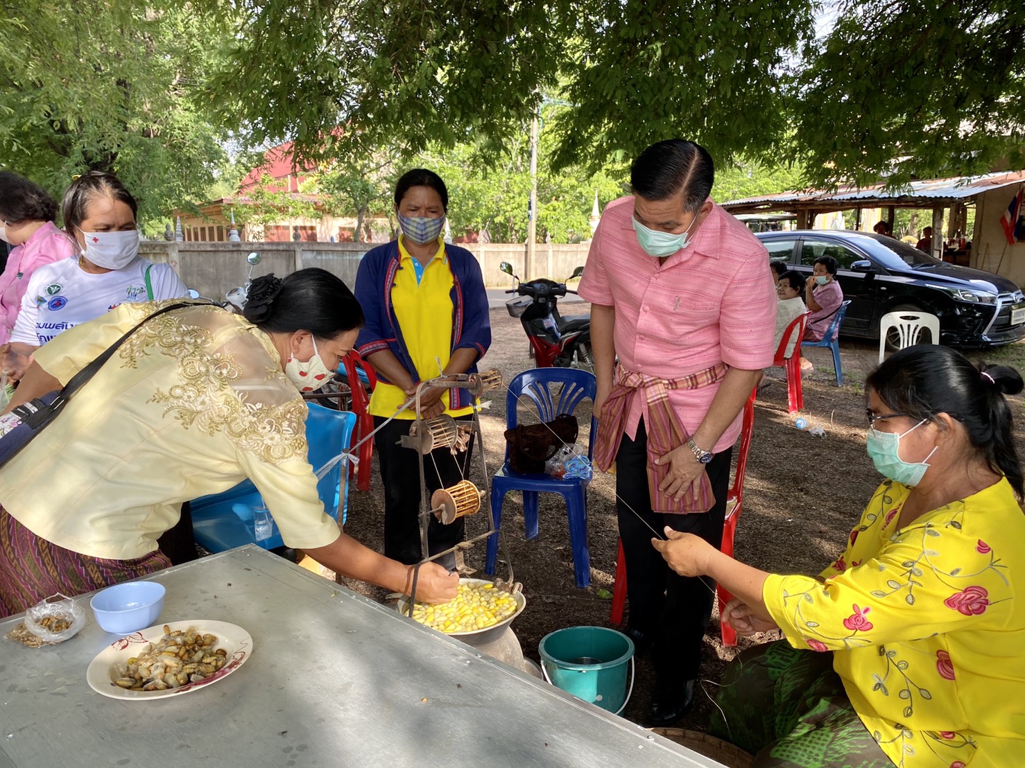 ?รองผู้ว่าราชการจังหวัดขอนแก่น ลงพื้นที่ติดตามคัดเลือกคนกองทุนพัฒนาบทบาทสตรีดีเด่น ระดับจังหวัด ประจำปี 2563 ?