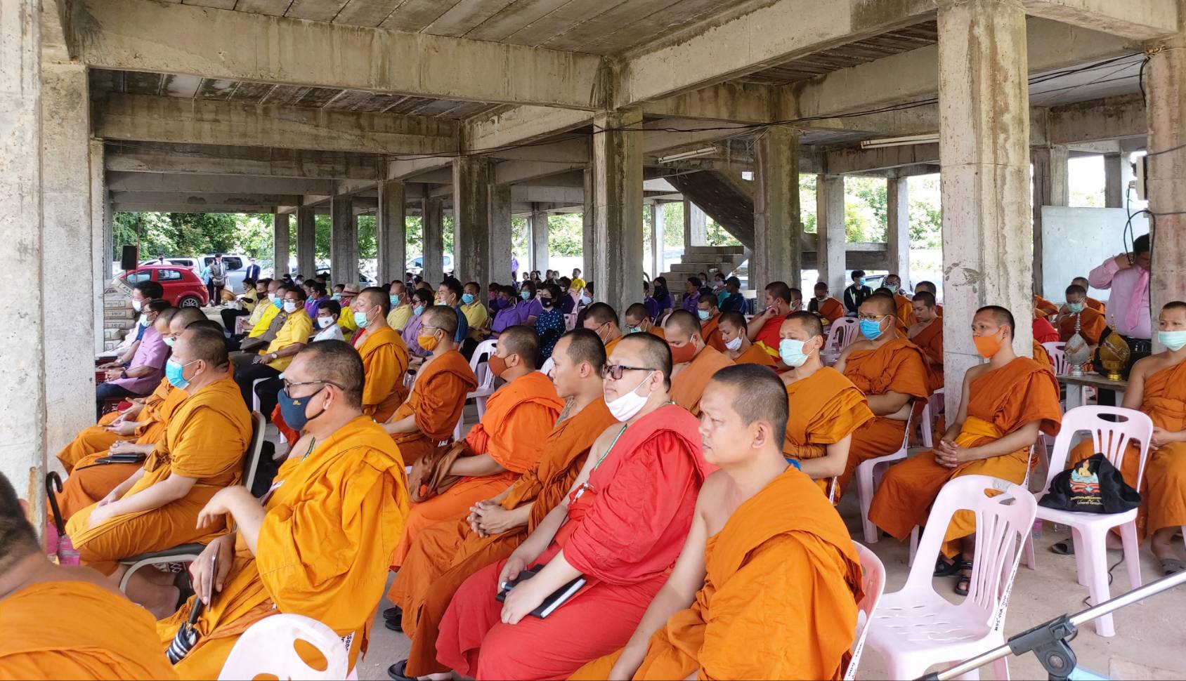 ? จังหวัดขอนแก่น : จัดกิจกรรมพลังสตรีอาสาพัฒนา ปลูกป่าเฉลิมพระเกียรติ เนื่องในโอกาสวันเฉลิมพระชนมพรรษา สมเด็จพระนางเจ้าฯ พระบรมราชินี และกิจกรรมปลูกผักสวนครัว เพื่อสร้างความมั่นคงทางอาหาร ตามพระดำริของเจ้าพระคุณสมเด็จพระอริยวงศาคตญาณ สมเด็จพระสังฆราช สกลมหาสังฆปริณายก ?