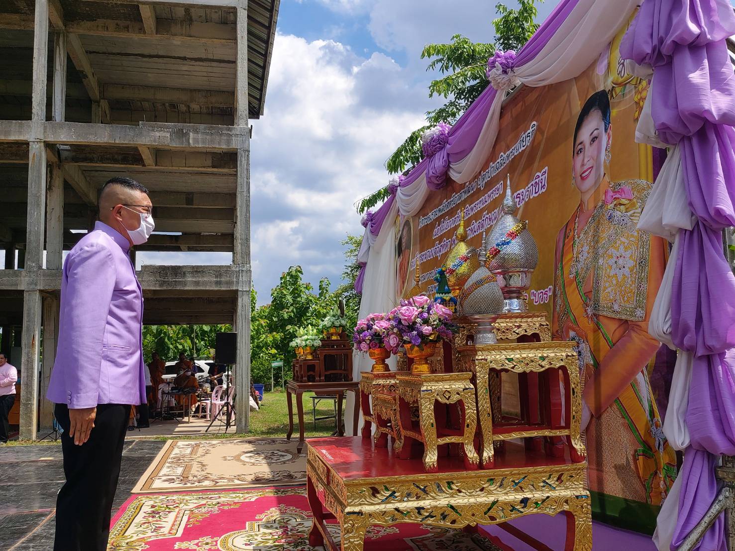 ? จังหวัดขอนแก่น : จัดกิจกรรมพลังสตรีอาสาพัฒนา ปลูกป่าเฉลิมพระเกียรติ เนื่องในโอกาสวันเฉลิมพระชนมพรรษา สมเด็จพระนางเจ้าฯ พระบรมราชินี และกิจกรรมปลูกผักสวนครัว เพื่อสร้างความมั่นคงทางอาหาร ตามพระดำริของเจ้าพระคุณสมเด็จพระอริยวงศาคตญาณ สมเด็จพระสังฆราช สกลมหาสังฆปริณายก ?