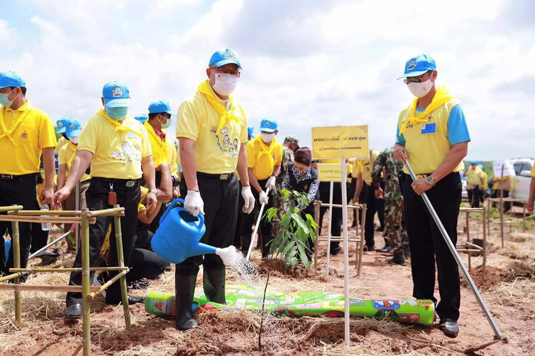 ? พช.ขอนแก่น : ร่วมกิจกรรมเนื่องในโอกาสวันเฉลิมพระชนมพรรษาสมเด็จพระนางเจ้าฯ พระบรมราชินี ?