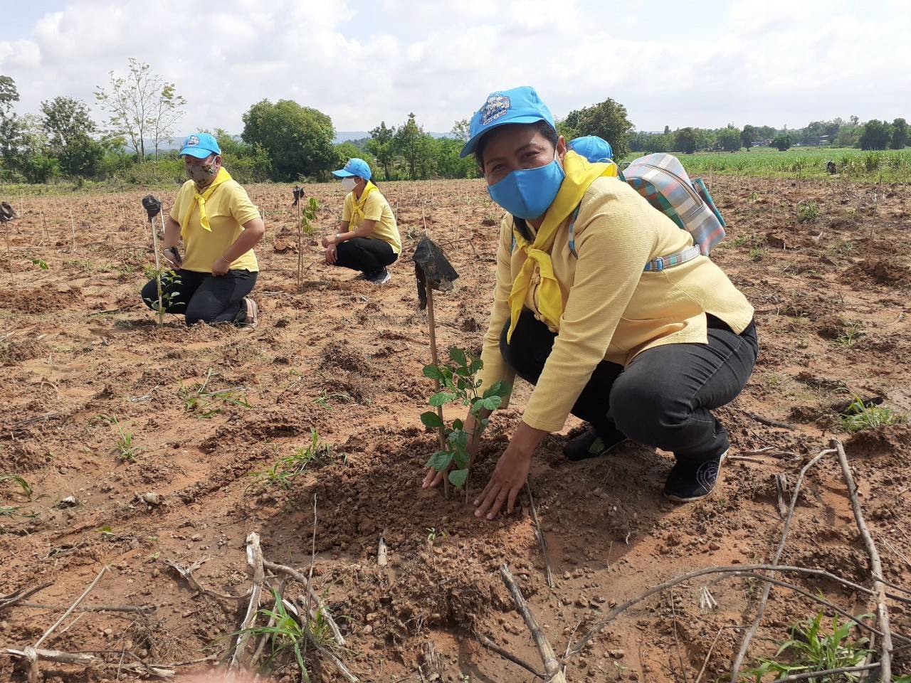 ? พช.ขอนแก่น : ร่วมกิจกรรมเนื่องในโอกาสวันเฉลิมพระชนมพรรษาสมเด็จพระนางเจ้าฯ พระบรมราชินี ?