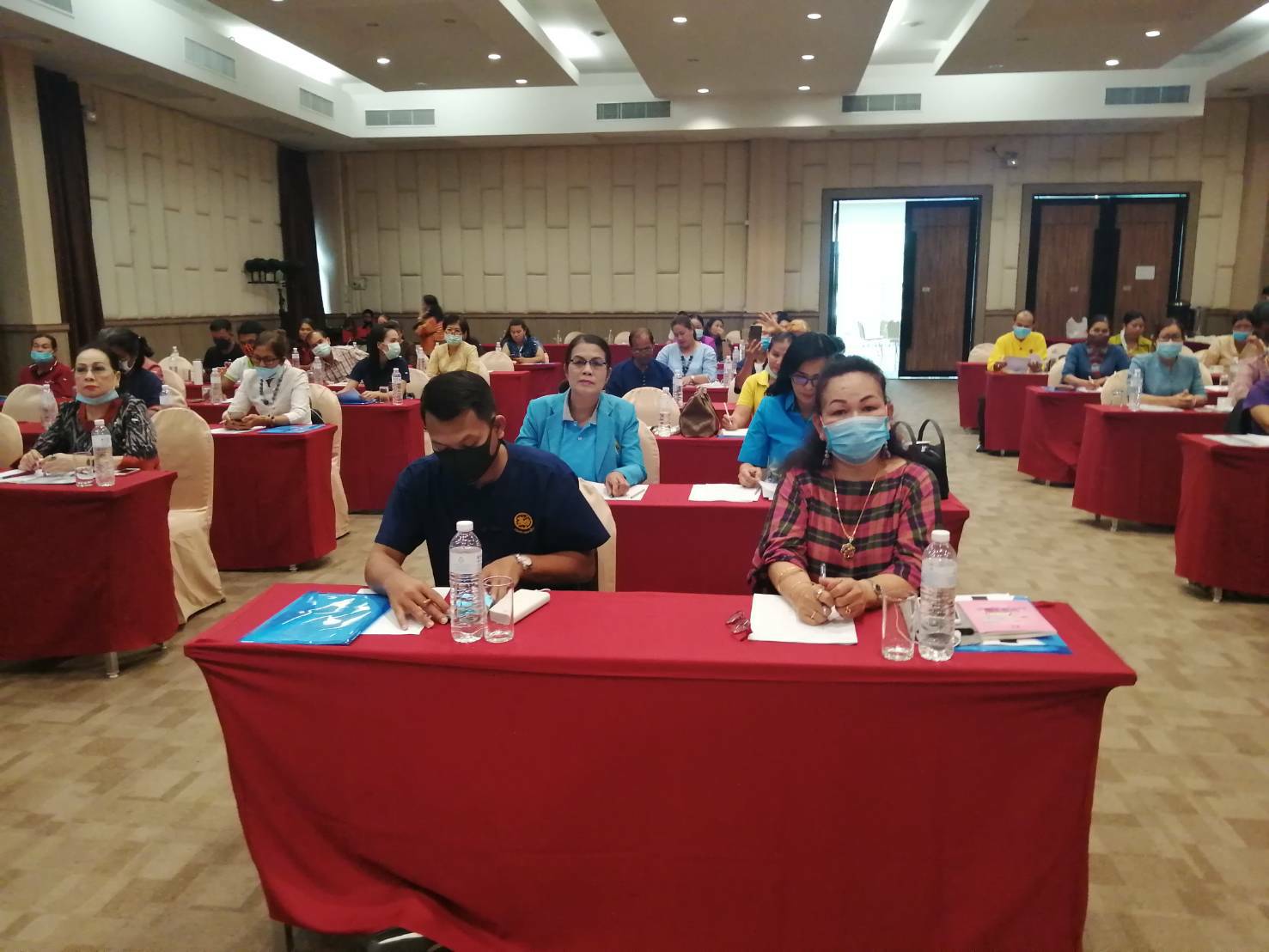 ? พช.ขอนแก่น : จัดประชุมเชิงปฏิบัติการองค์กรสตรีระดับภาค (กพสภ.) ในการสนับสนุนงานสัมมาชีพชุมชน?