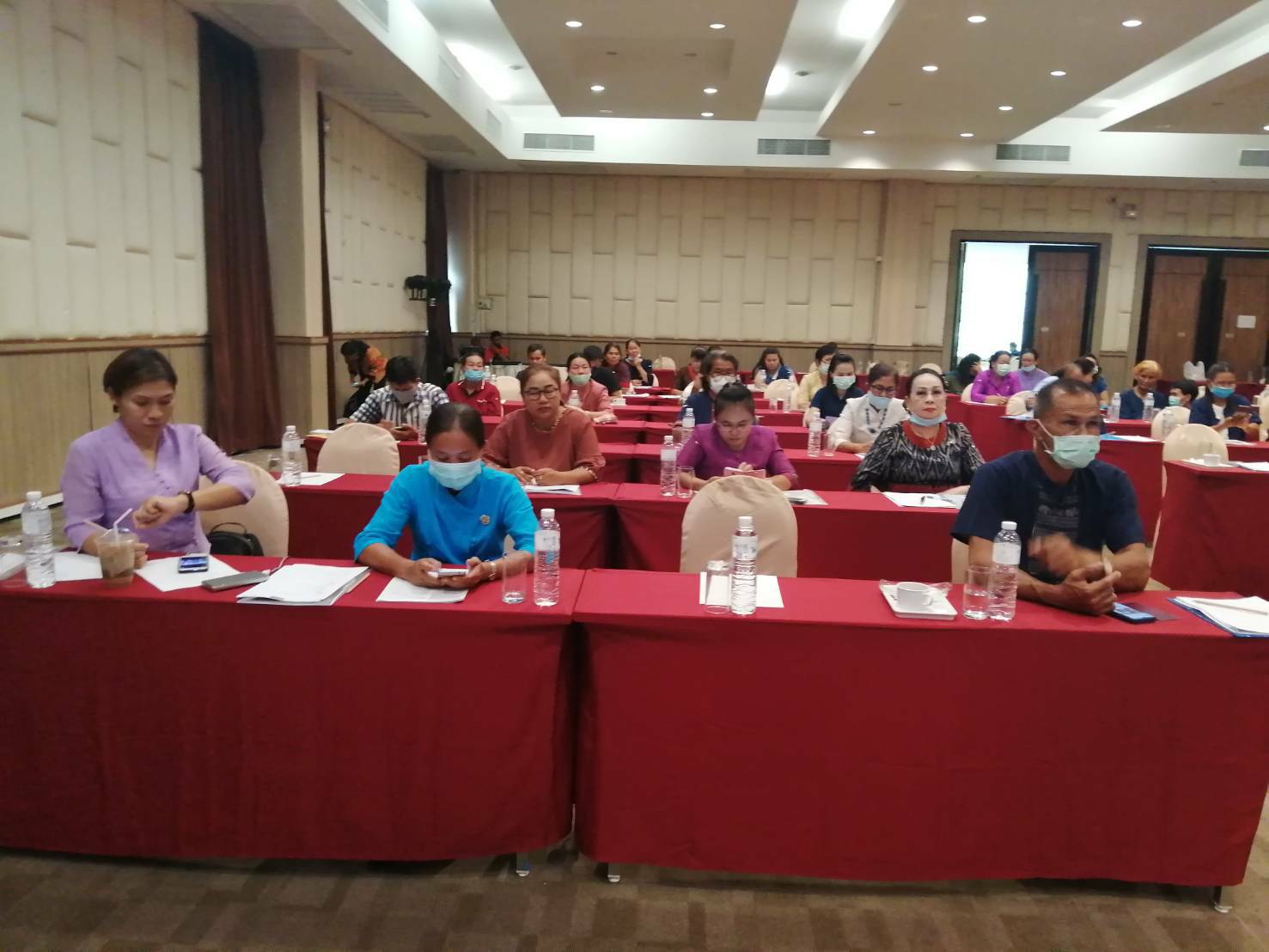 ? พช.ขอนแก่น : จัดประชุมเชิงปฏิบัติการองค์กรสตรีระดับภาค (กพสภ.) ในการสนับสนุนงานสัมมาชีพชุมชน?