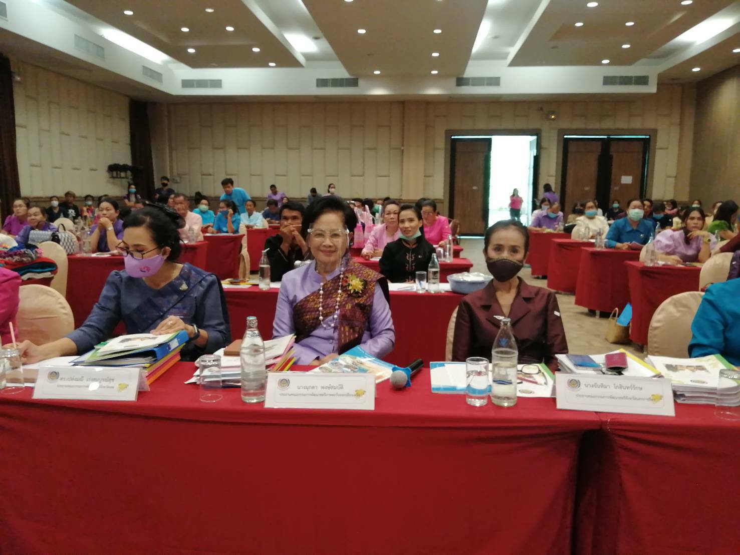 ? พช.ขอนแก่น : จัดประชุมเชิงปฏิบัติการองค์กรสตรีระดับภาค (กพสภ.) ในการสนับสนุนงานสัมมาชีพชุมชน (วันที่สอง) ?