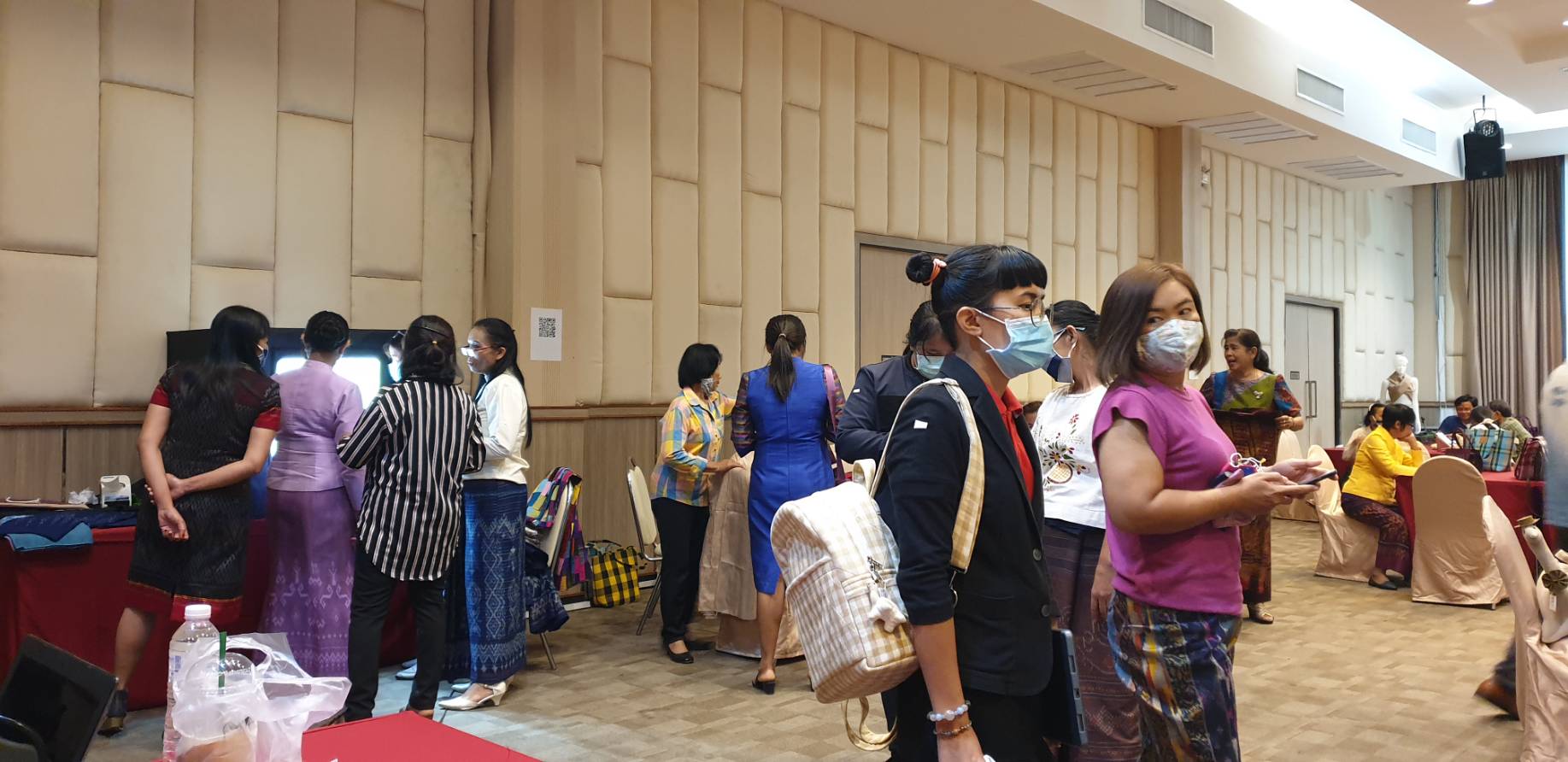 ? พช.ขอนแก่น : จัดประชุมเชิงปฏิบัติการเพื่อพัฒนาศักยภาพผู้ประกอบการสู่ยุค 4.0 (วันที่ 2) ?