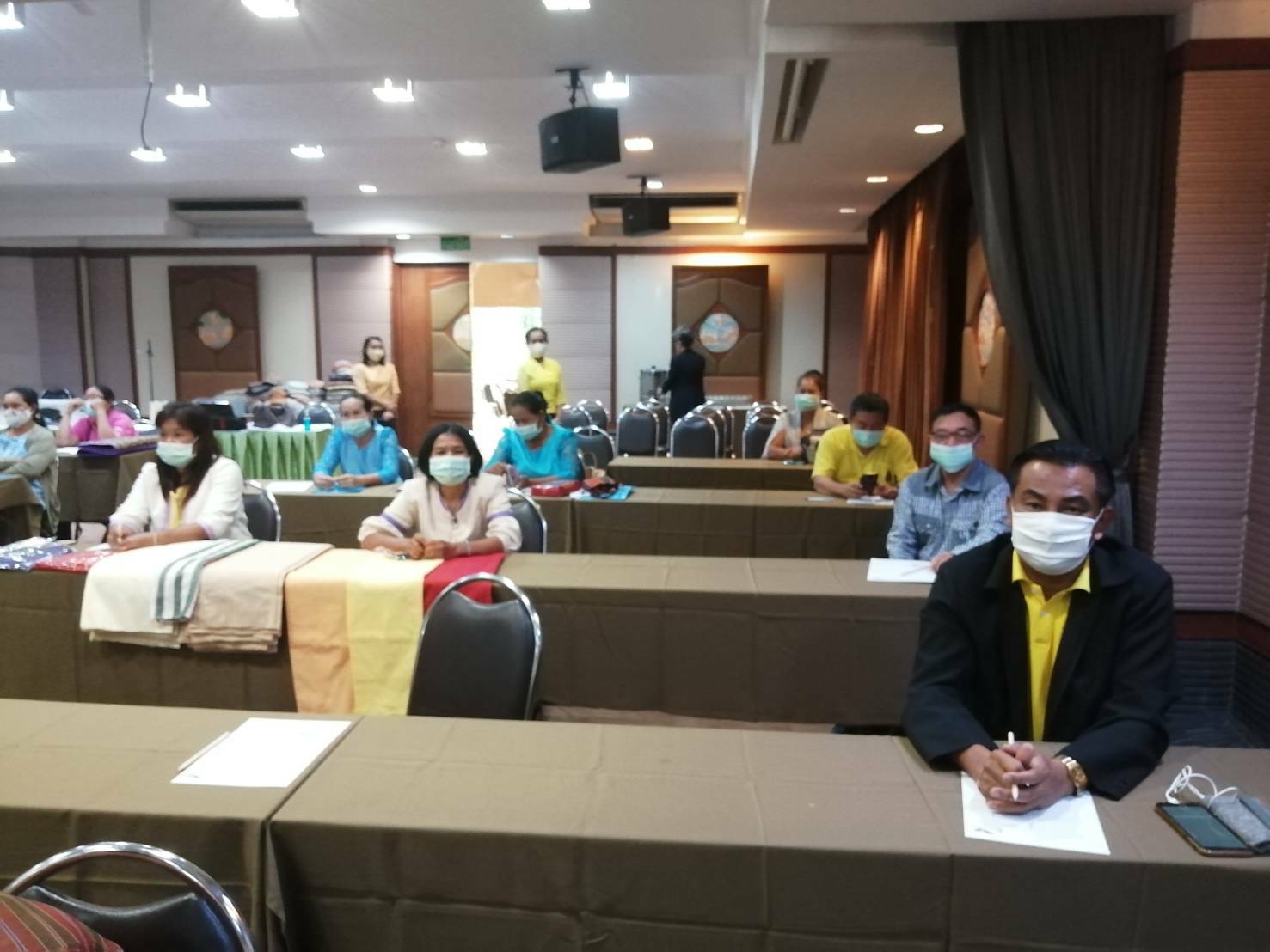 ? พช.ขอนแก่น จัดประชุมเชิงปฏิบัติการและให้คำปรึกษาเชิงลึก โครงการพัฒนาผลิตภัณฑ์ OTOP โดยเครือข่ายองค์ความรู้ KBO จังหวัดขอนแก่น ?