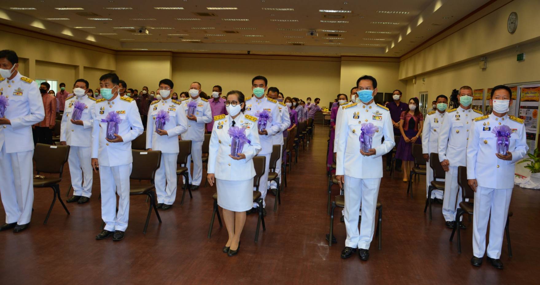 ? จังหวัดขอนแก่น จัดพิธีรับพระราชทานเมล็ดพันธุ์ผักจากสมเด็จพระกนิษฐาธิราชเจ้า กรมสมเด็จพระเทพรัตนราชสุดาฯ สยามบรมราชกุมารี ?