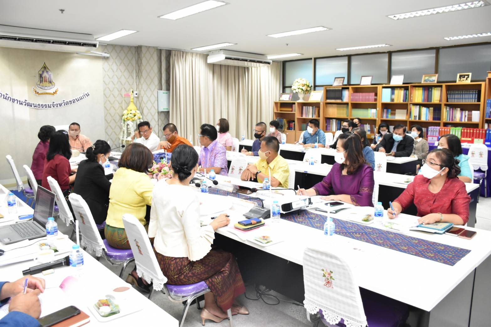 ? พช.ขอนแก่น : ร่วมประชุมคณะอนุกรรมการส่งเสริมคุณธรรมจังหวัดขอนแก่น ครั้งที่ 2/2563 ?