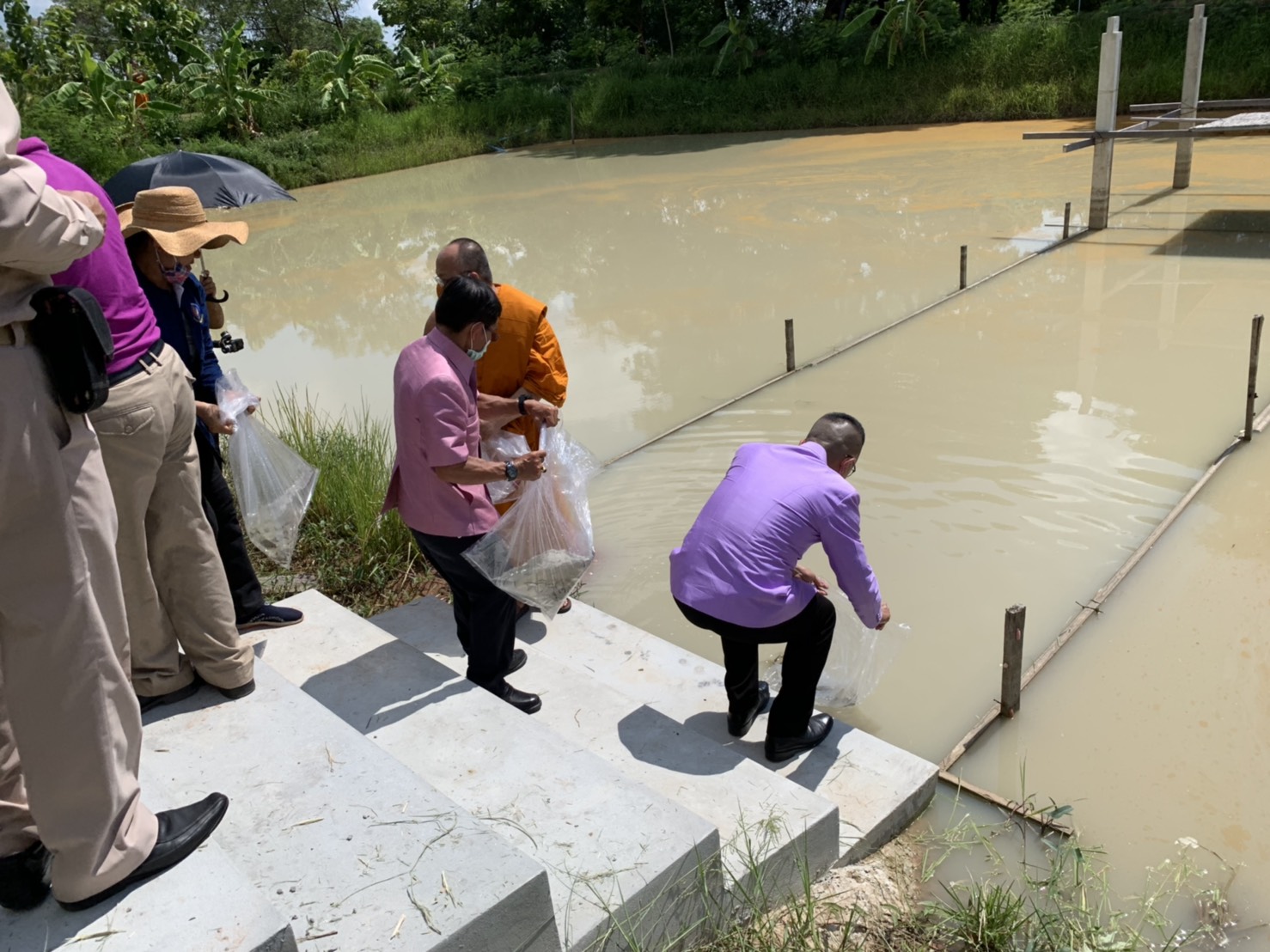 ? จังหวัดขอนแก่น : จัดกิจกรรมพลังสตรีอาสาพัฒนา ปลูกป่าเฉลิมพระเกียรติ เนื่องในโอกาสวันเฉลิมพระชนมพรรษา สมเด็จพระนางเจ้าฯ พระบรมราชินี และกิจกรรมปลูกผักสวนครัว เพื่อสร้างความมั่นคงทางอาหาร ตามพระดำริของเจ้าพระคุณสมเด็จพระอริยวงศาคตญาณ สมเด็จพระสังฆราช สกลมหาสังฆปริณายก ?