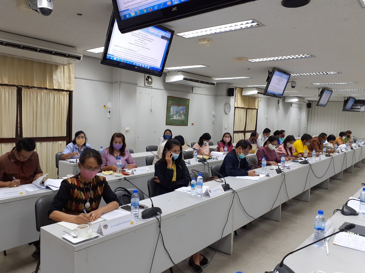 ? พช.ขอนแก่น ประชุมคณะกรรมการขับเคลื่อนการพัฒนาหมู่บ้านและชุมชนท้องถิ่น ตามหลักปรัชญาของเศรษฐกิจพอเพียงระดับจังหวัด ครั้งที่ 1/2563 ?