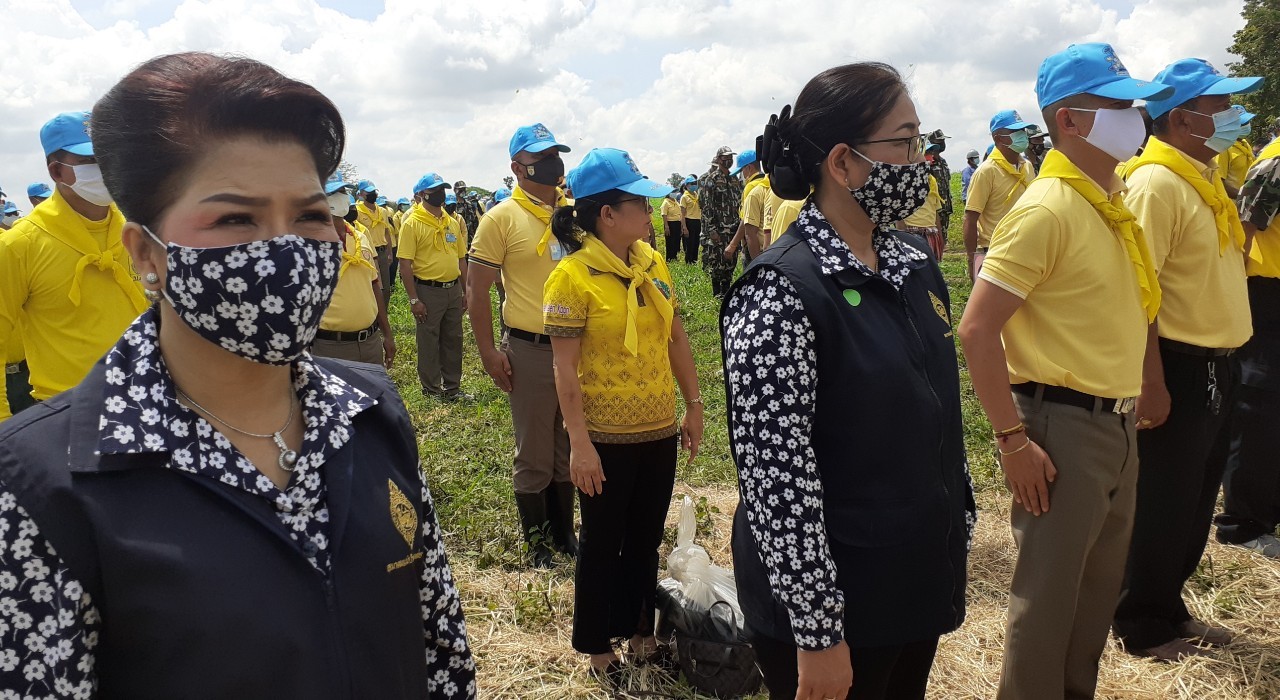 ? พช.ขอนแก่น : ร่วมกิจกรรมเนื่องในโอกาสวันเฉลิมพระชนมพรรษาสมเด็จพระนางเจ้าฯ พระบรมราชินี ?