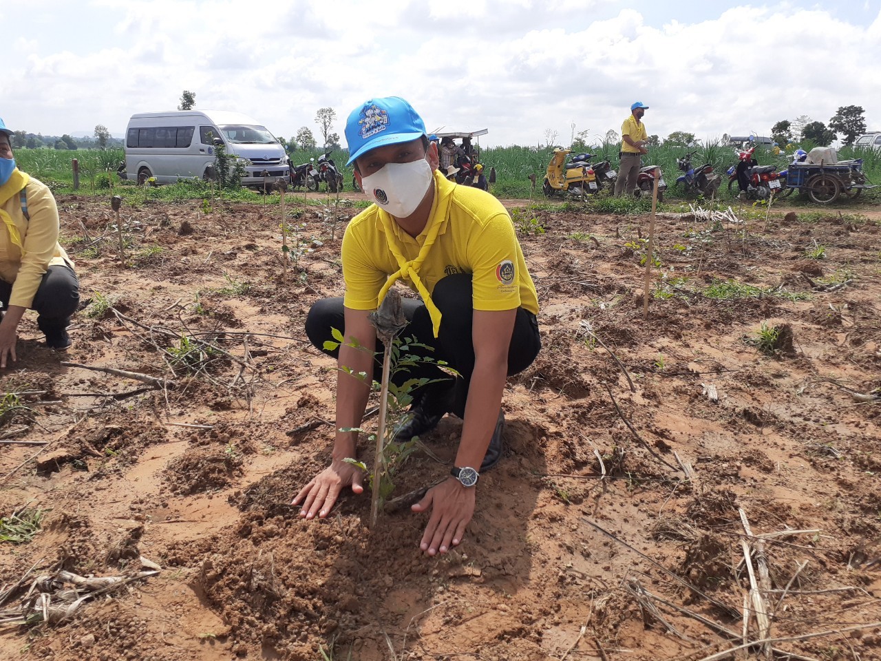 ? พช.ขอนแก่น : ร่วมกิจกรรมเนื่องในโอกาสวันเฉลิมพระชนมพรรษาสมเด็จพระนางเจ้าฯ พระบรมราชินี ?