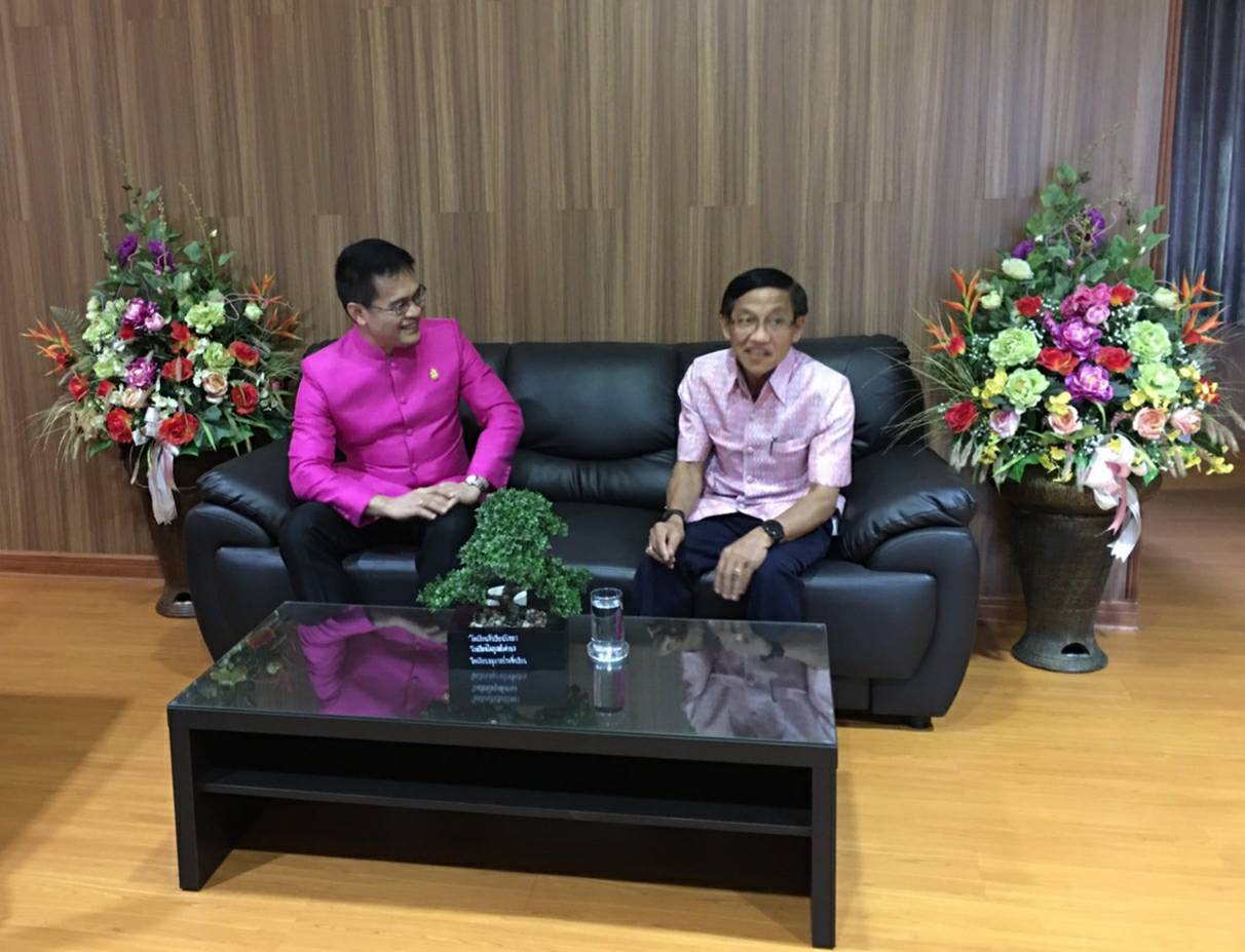 ?พช.ขอนแก่น ร่วม “สืบสาน อนุรักษ์ศิลป์ ผ้าถิ่นไทย ดำรงค์ไว้ในแผ่นดิน” ณ สำนักงานศึกษาธิการจังหวัดขอนแก่น ?
