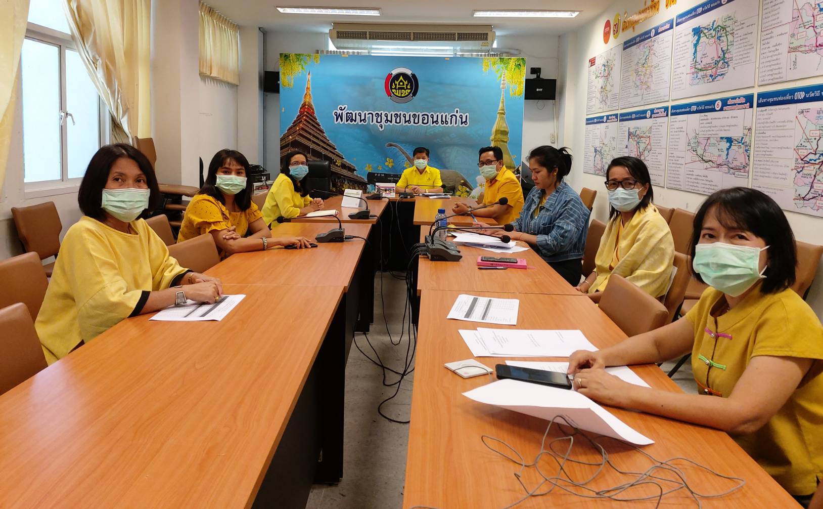 ? พช.ขอนแก่น : ร่วมร่วมรับฟังการประชุมคณะทำงานติดตามเร่งรัดการใช้จ่ายงบประมาณรายจ่ายประจำปีงบประมาณ พ.ศ.2563 ของกรมการพัฒนาชุมชน ครั้งที่ 4/2563 ผ่านระบบวีดิทัศน์ทางไกล (Video Conference) ?