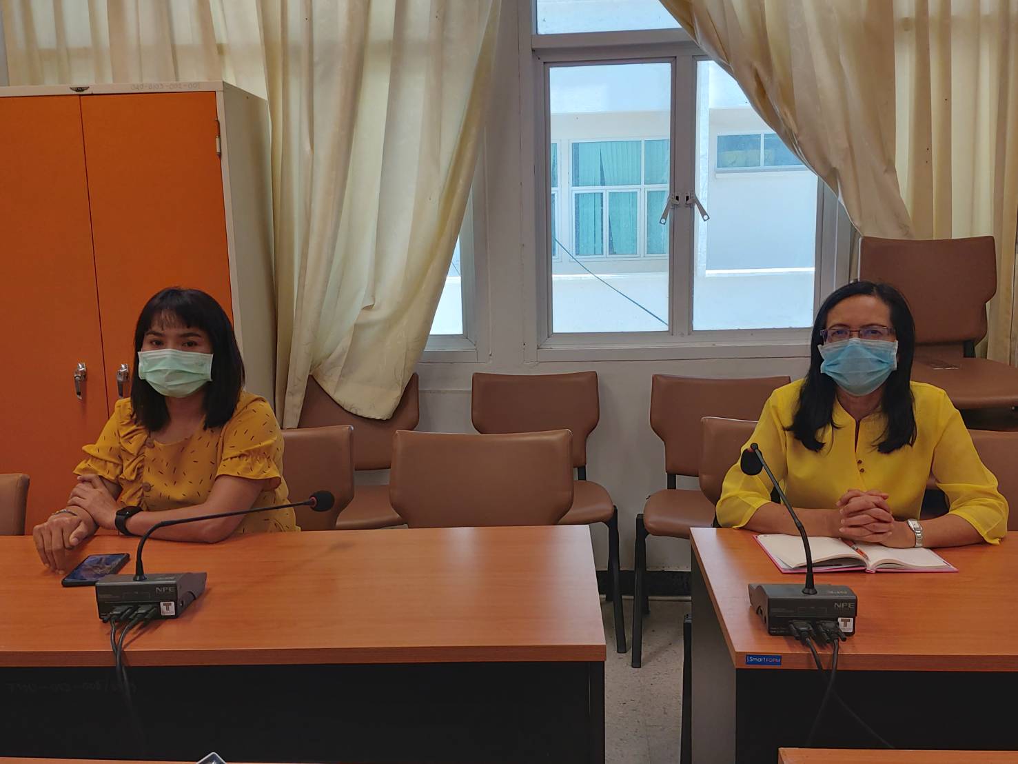 ? พช.ขอนแก่น : ร่วมร่วมรับฟังการประชุมคณะทำงานติดตามเร่งรัดการใช้จ่ายงบประมาณรายจ่ายประจำปีงบประมาณ พ.ศ.2563 ของกรมการพัฒนาชุมชน ครั้งที่ 4/2563 ผ่านระบบวีดิทัศน์ทางไกล (Video Conference) ?