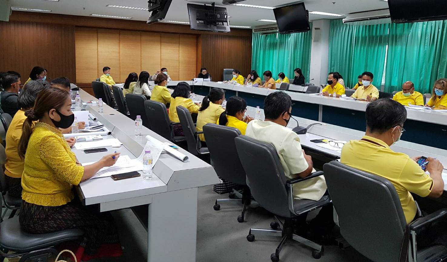 ? พช.ขอนแก่น : จัดประชุมชี้แจงแนวทางการดำเนินโครงการพัฒนาพื้นที่ต้นแบบการพัฒนาคุณภาพชีวิตตามหลักทฤษฎีใหม่ ประยุกต์สู่ “โคก หนอง นาโมเดล”ครั้งที่ 1/2563 ?