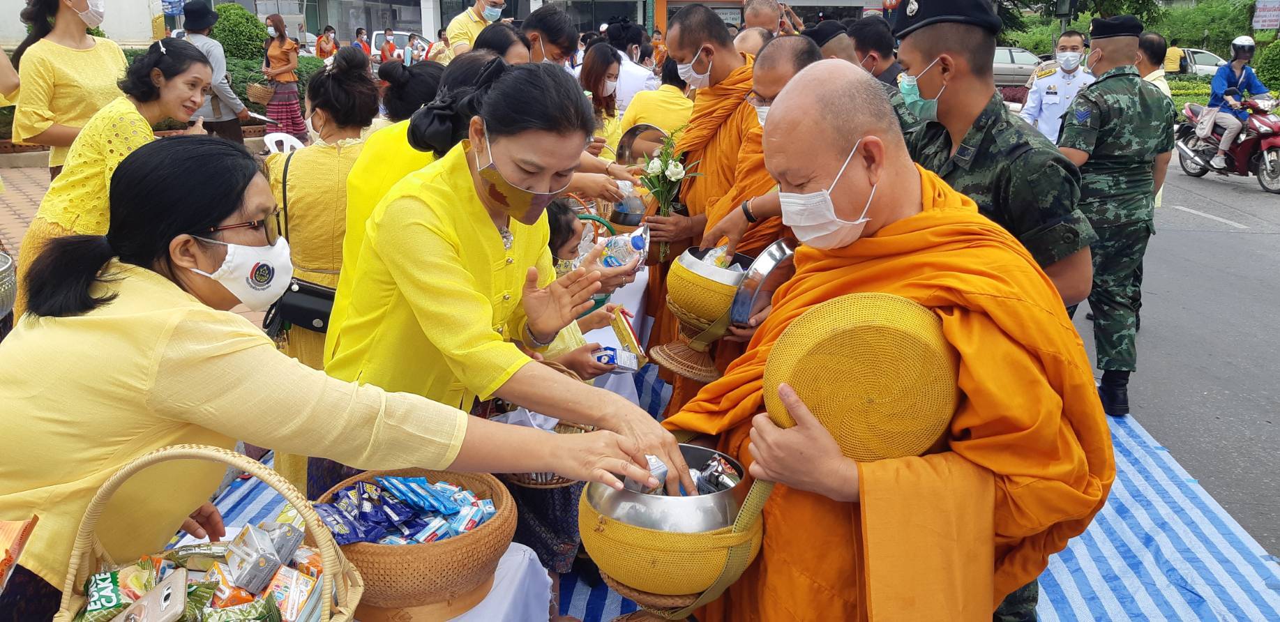 ? พช.ขอนแก่น : ร่วมกิจกรรมเฉลิมพระเกียรติเนื่องในโอกาสวันเฉลิมพระชนมพรรษาพระบาทสมเด็จพระเจ้าอยู่หัว 28 กรกฎาคม 2563 ?