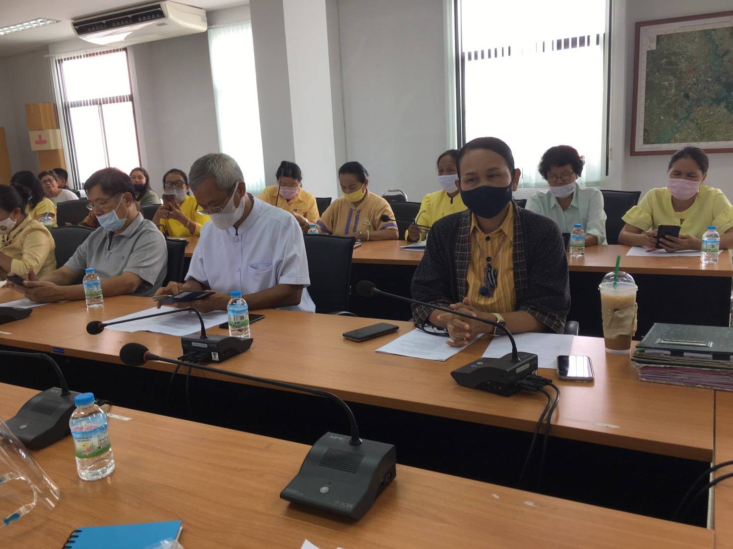 ? พช.ขอนแก่น ประชุมคณะกรรมการ/คณะทำงานการจัดกิจกรรมวันสตรีไทย ประจำปี 2563 ?