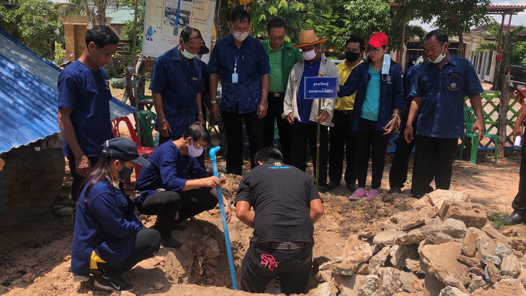 ?พช.ขอนแก่น เดินหน้าเอามื้อสามัคคี “โคก หนอง นาโมเดล” อำเภอแวงน้อย ?