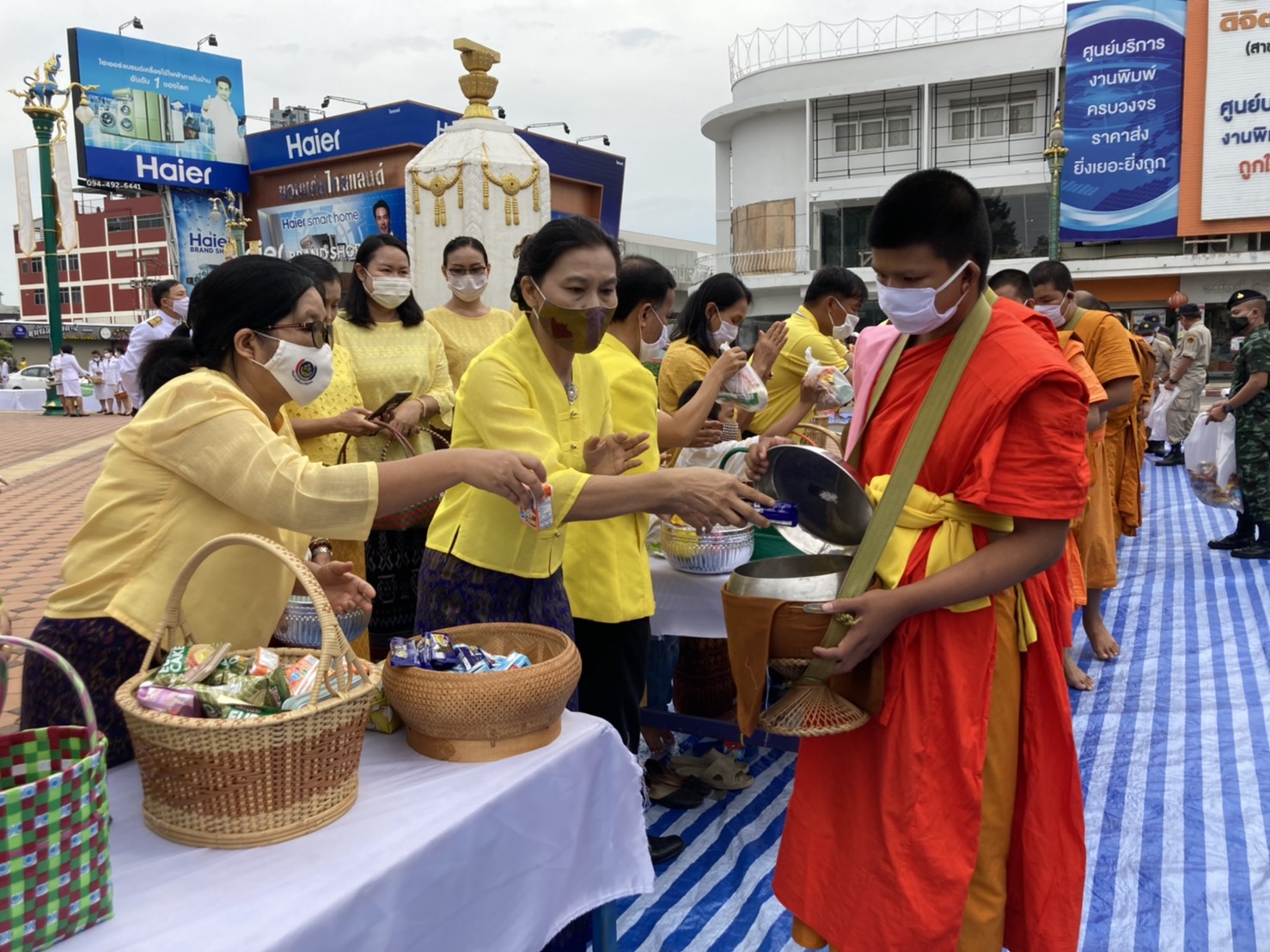? พช.ขอนแก่น : ร่วมกิจกรรมเฉลิมพระเกียรติเนื่องในโอกาสวันเฉลิมพระชนมพรรษาพระบาทสมเด็จพระเจ้าอยู่หัว 28 กรกฎาคม 2563 ?